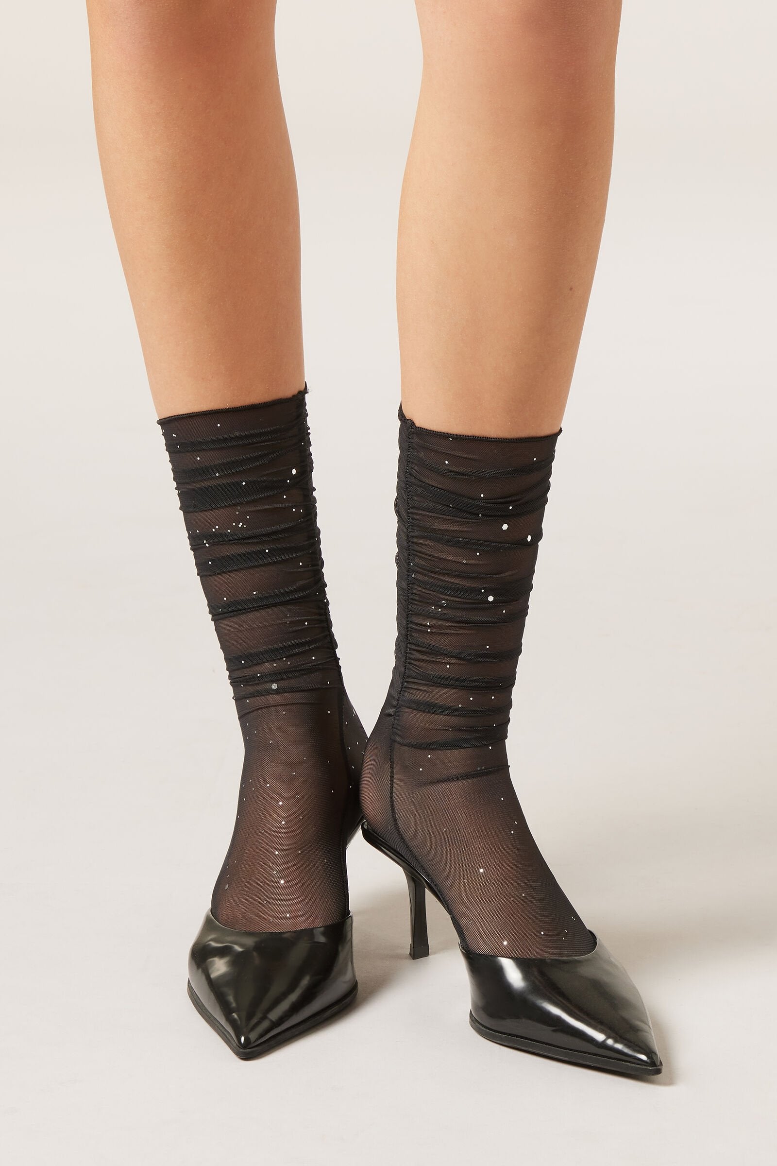 גרבי טול עם עיטור כיווצים ונצנצים