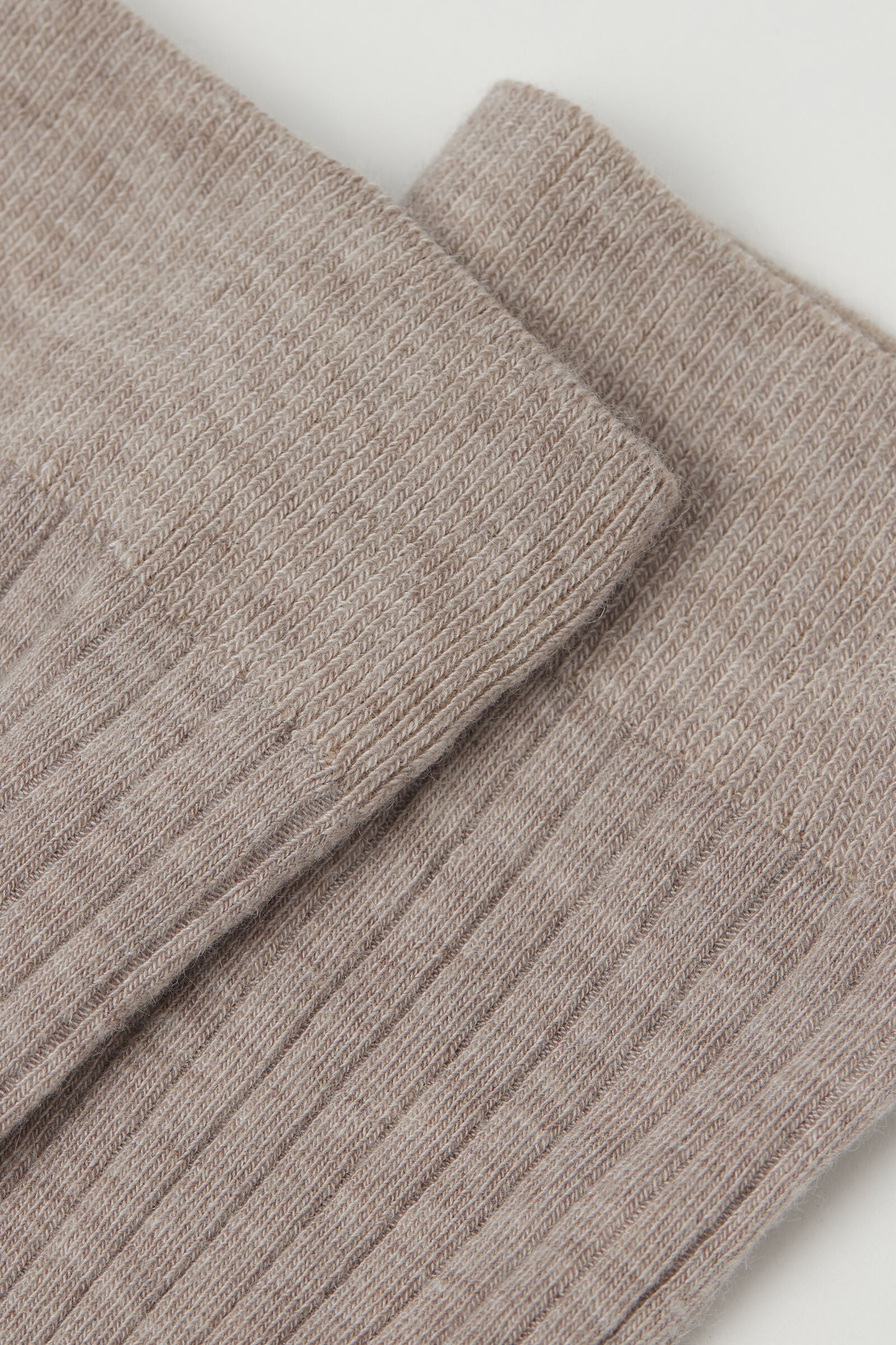 גרבי ריב קשמיר