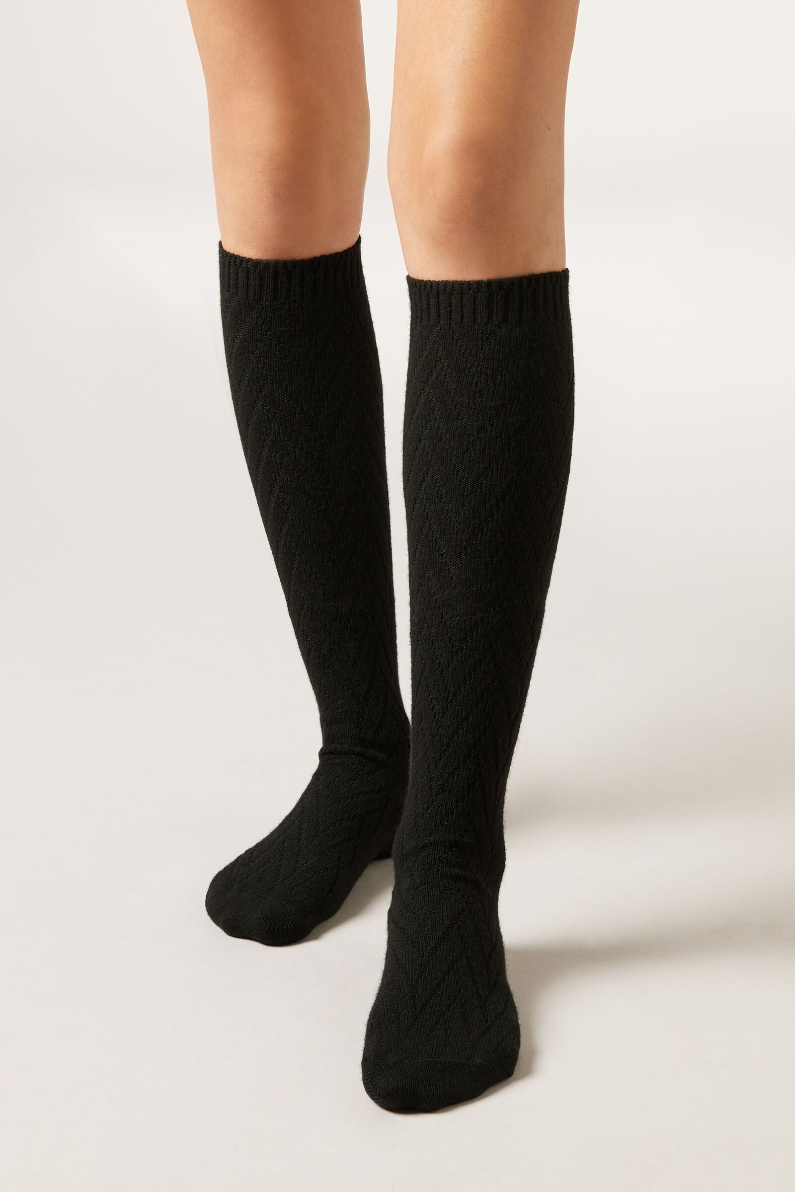 גרבי קשמיר גבוהות בדוגמת שברון