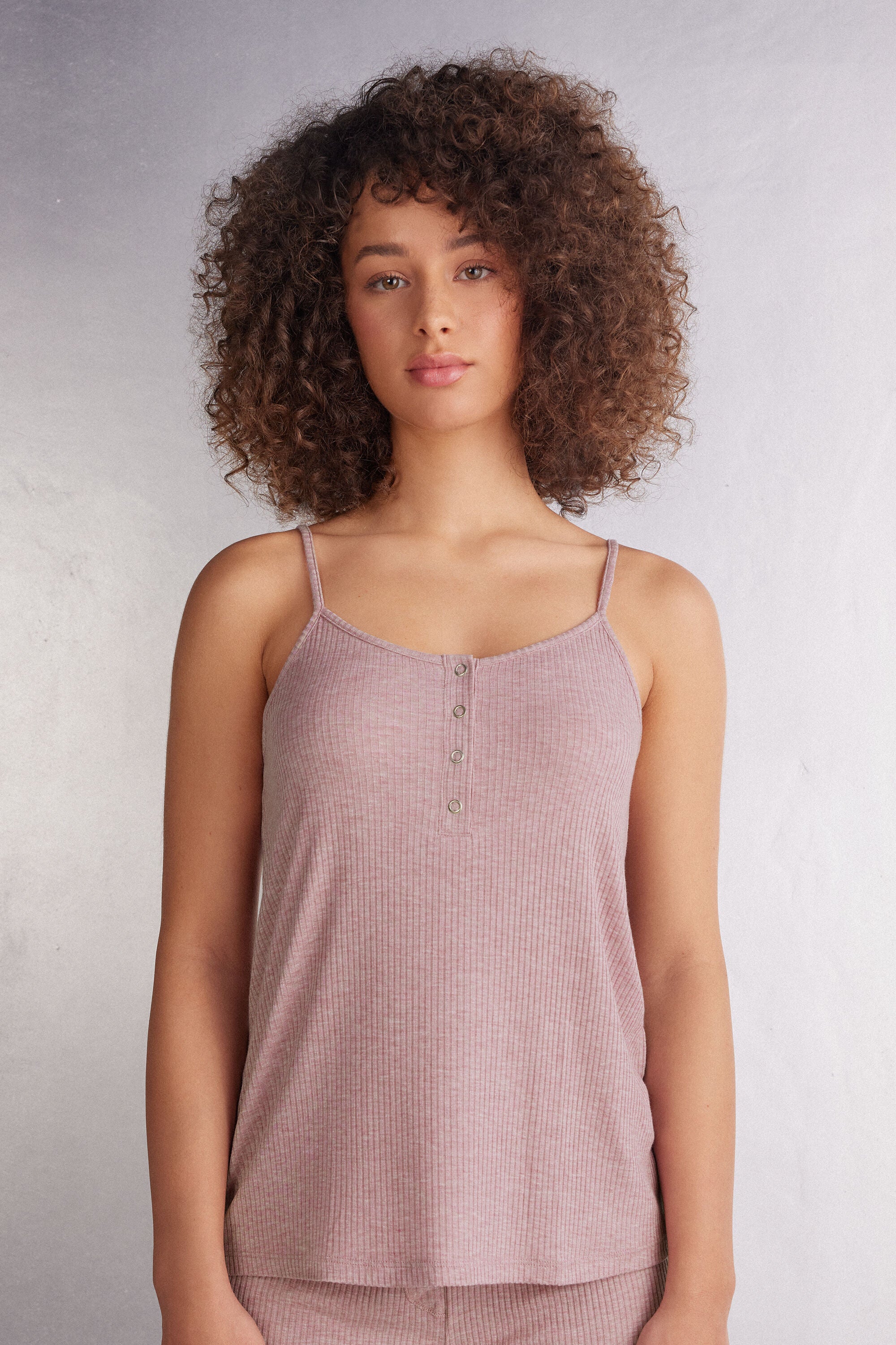 גופיית מודל Chic Comfort