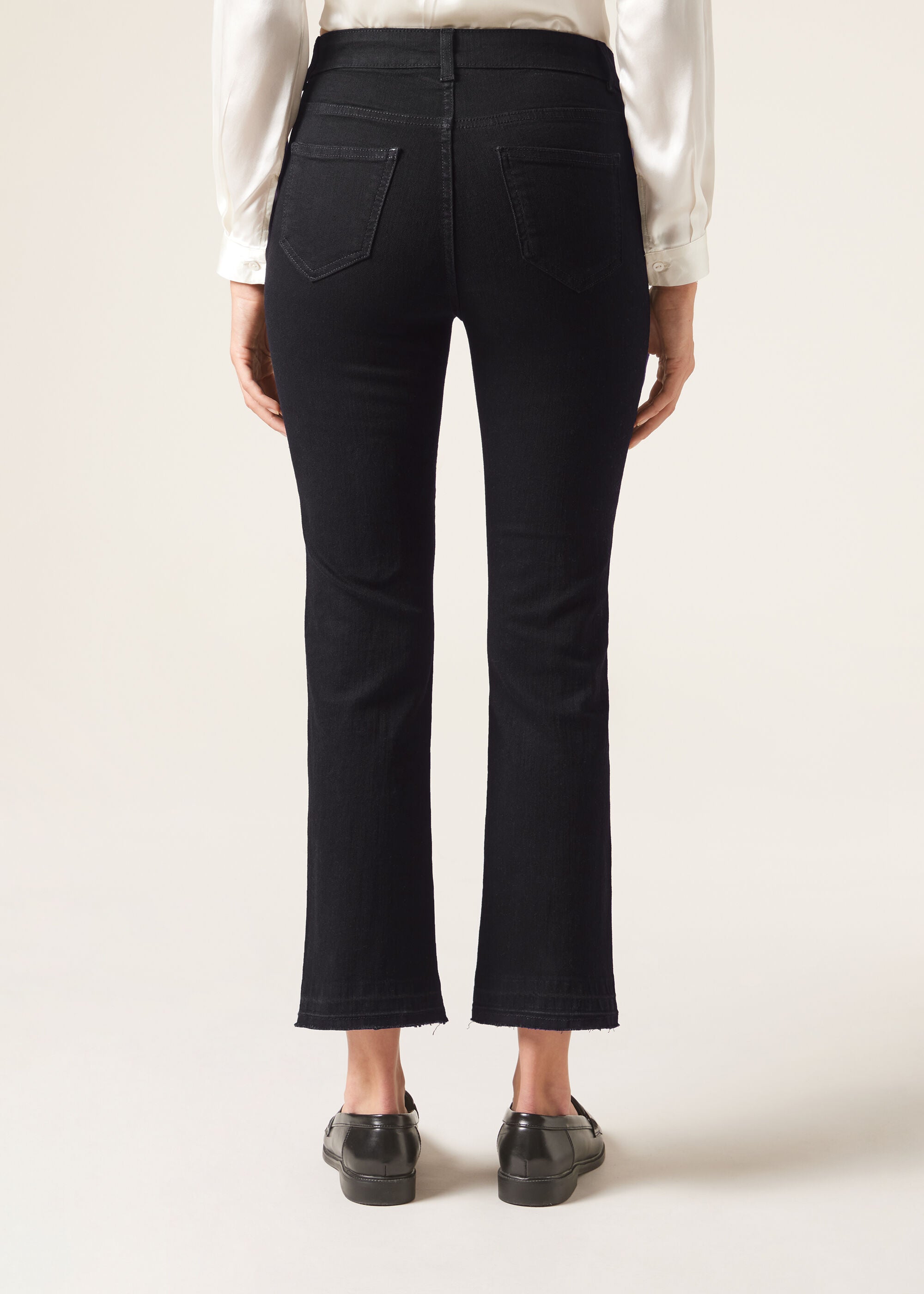 ג'ינס קרופ מתרחב