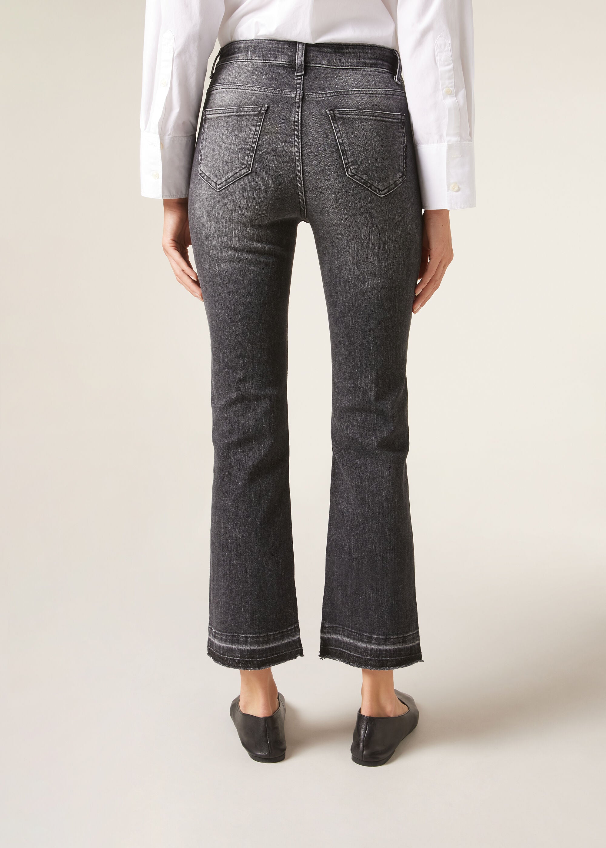 ג'ינס קרופ מתרחב