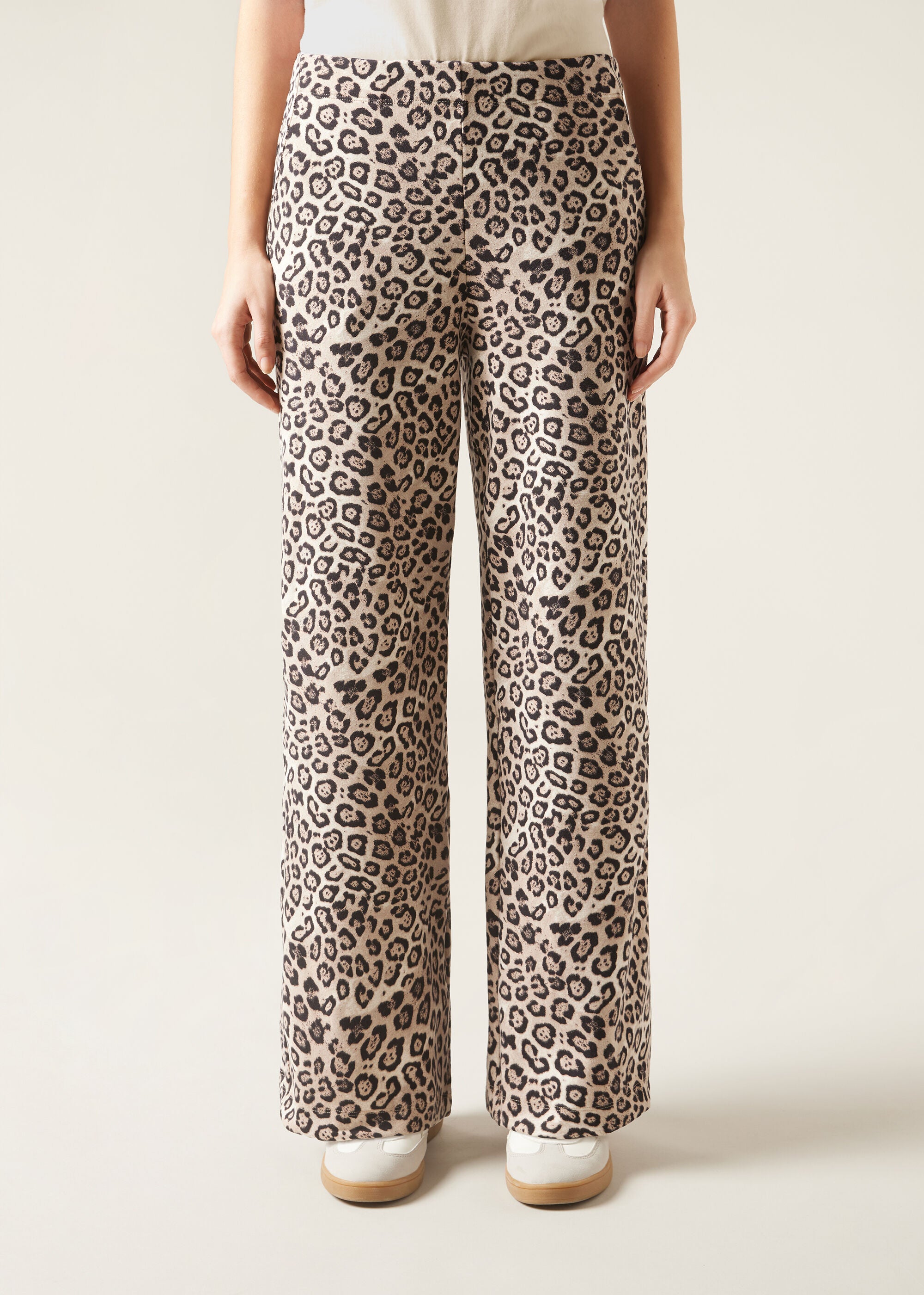 מכנסיים בגזרה רחבה עם הדפס לוקסלאונג'