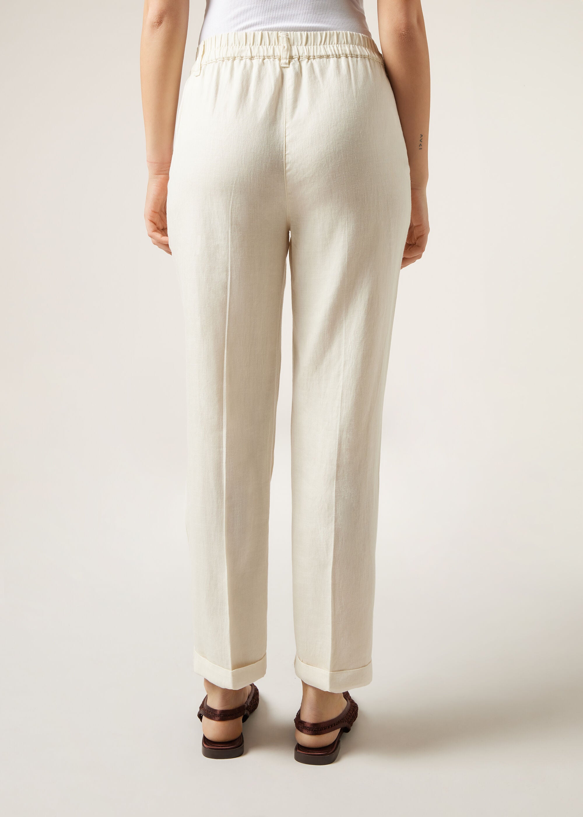 מכנסיים עם כיסים