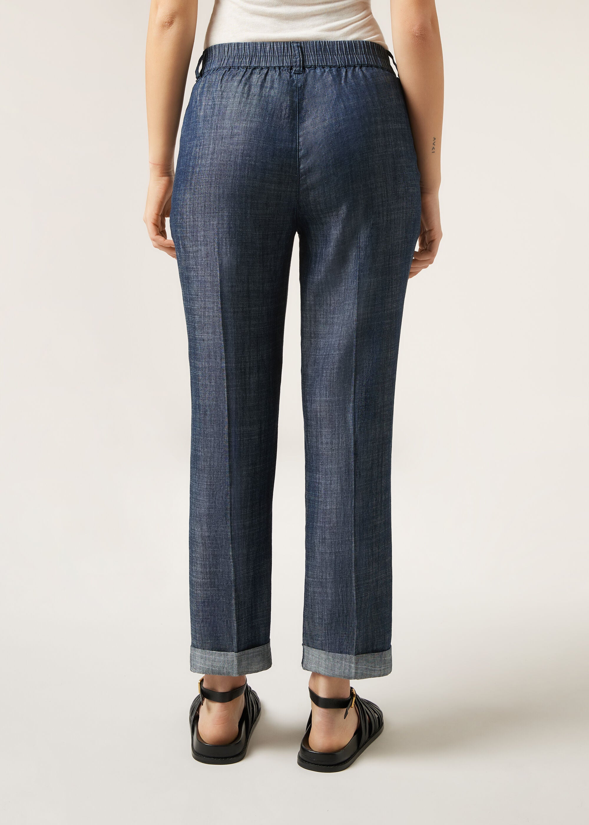 מכנסיים עם כיסים