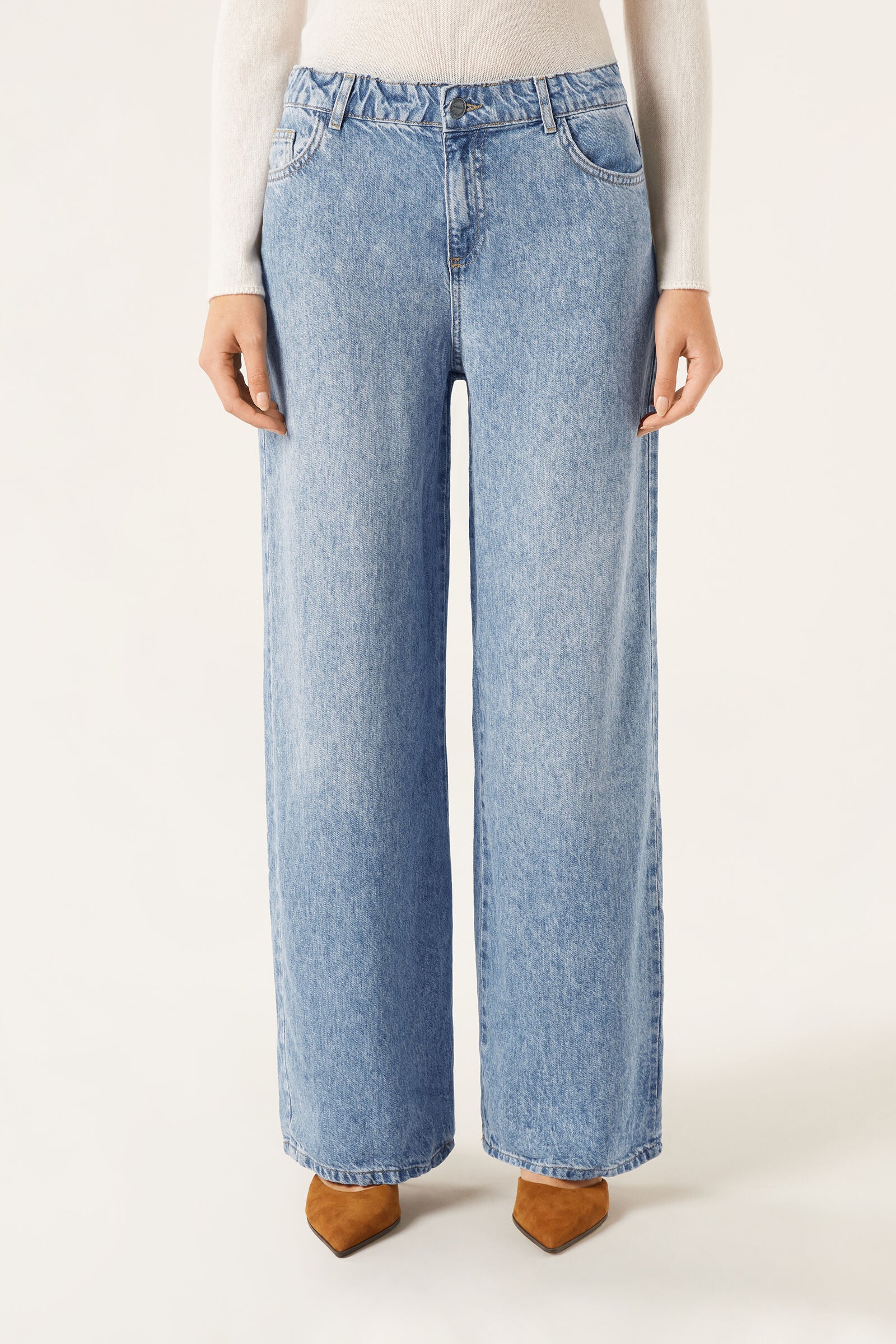 ג'ינס בגזרת רגל רחבה Ultra Soft