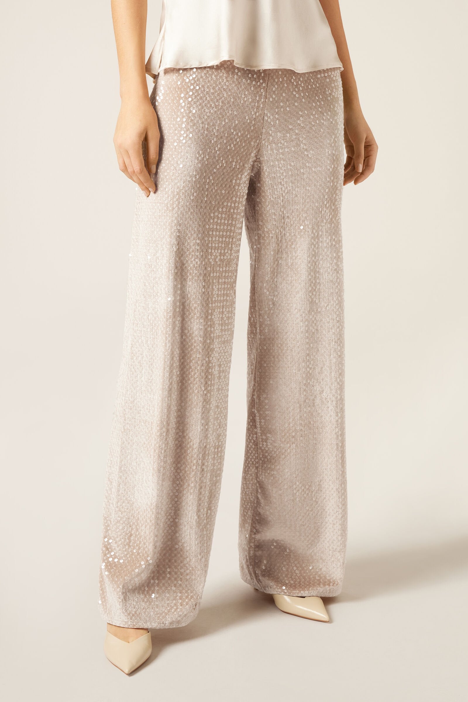 מכנסיים רחבים מבד קטיפה מעוטר פייטים