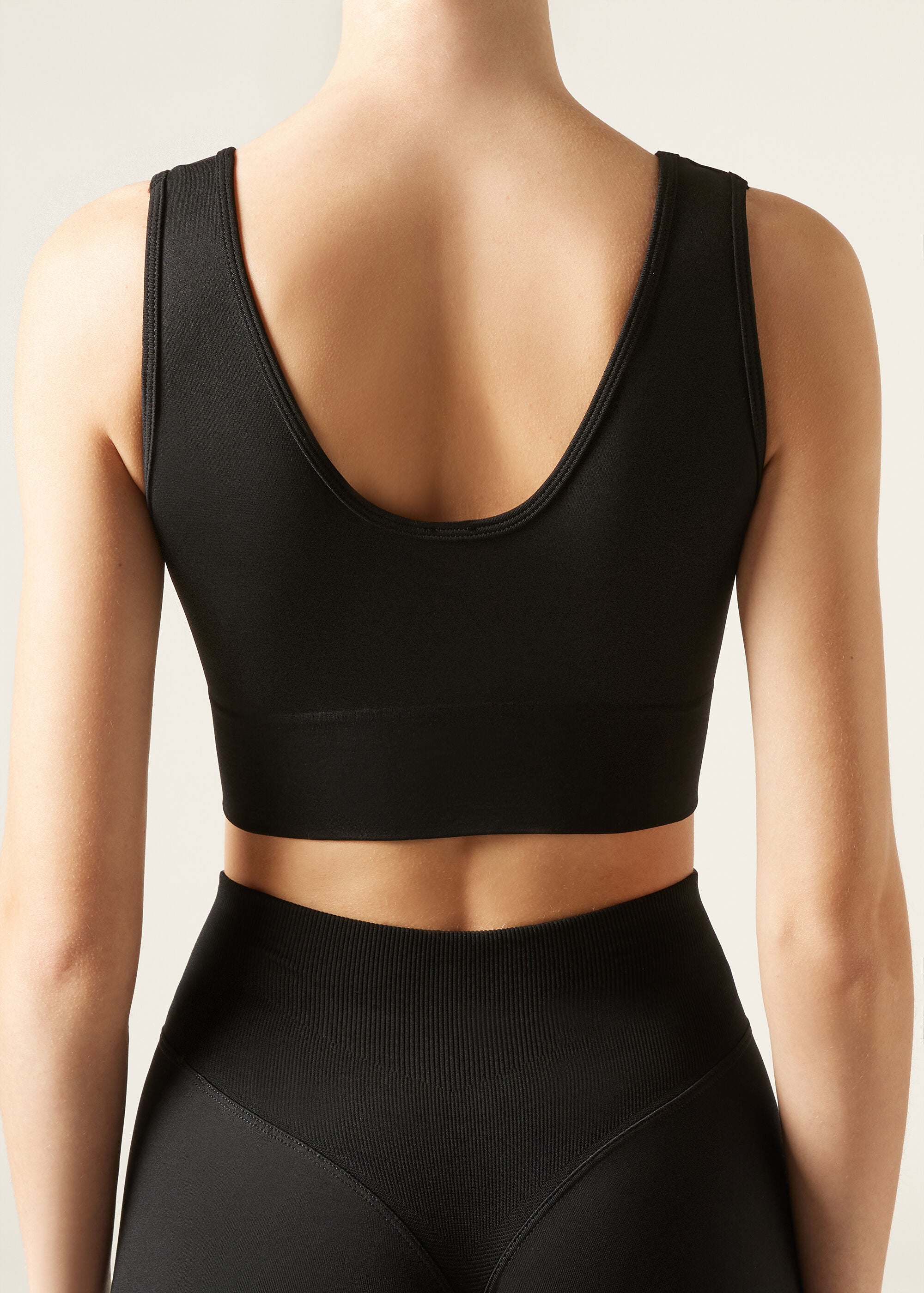 טופ אקטיב Scrunch