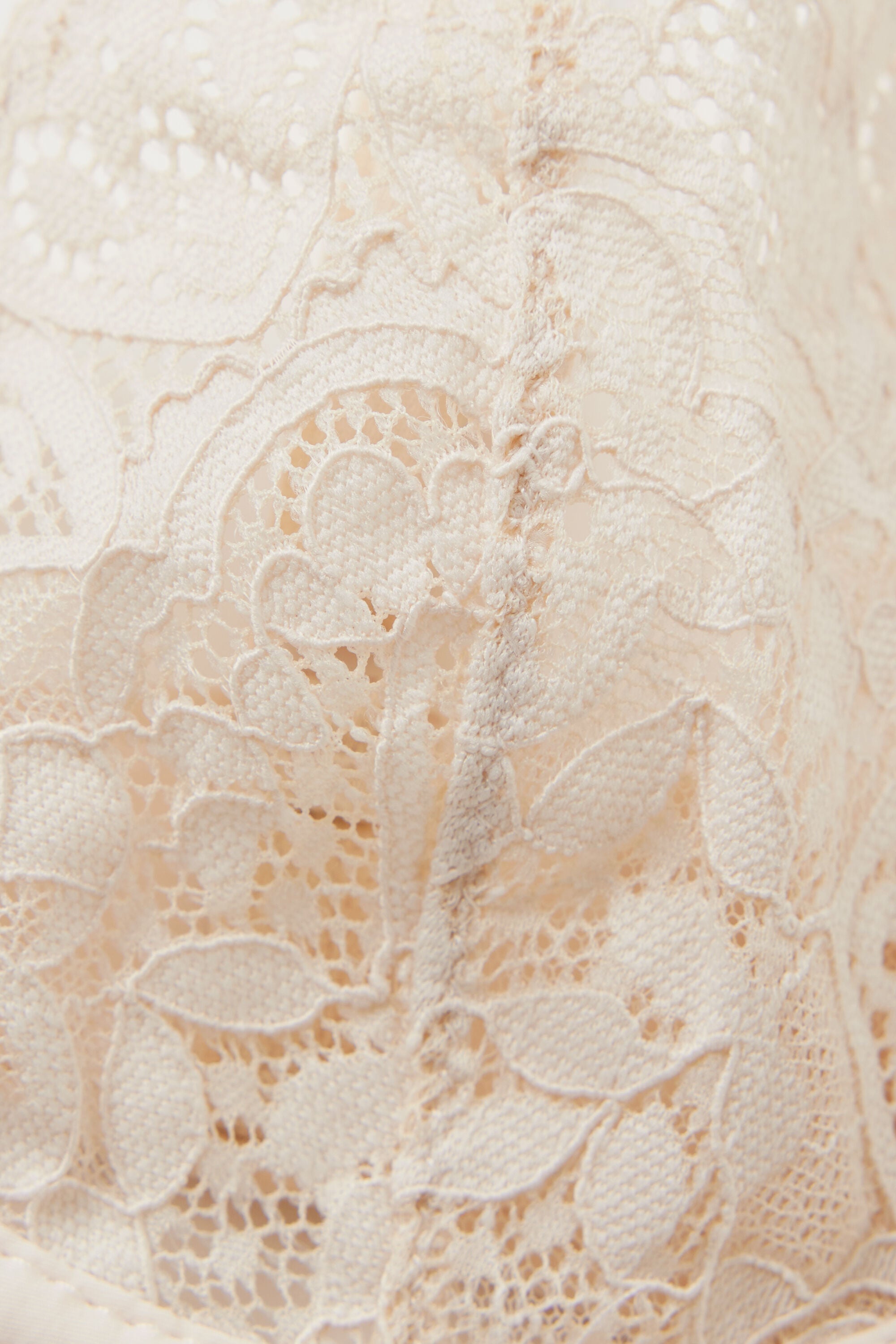 חזיית בלקונט תחרה Denise