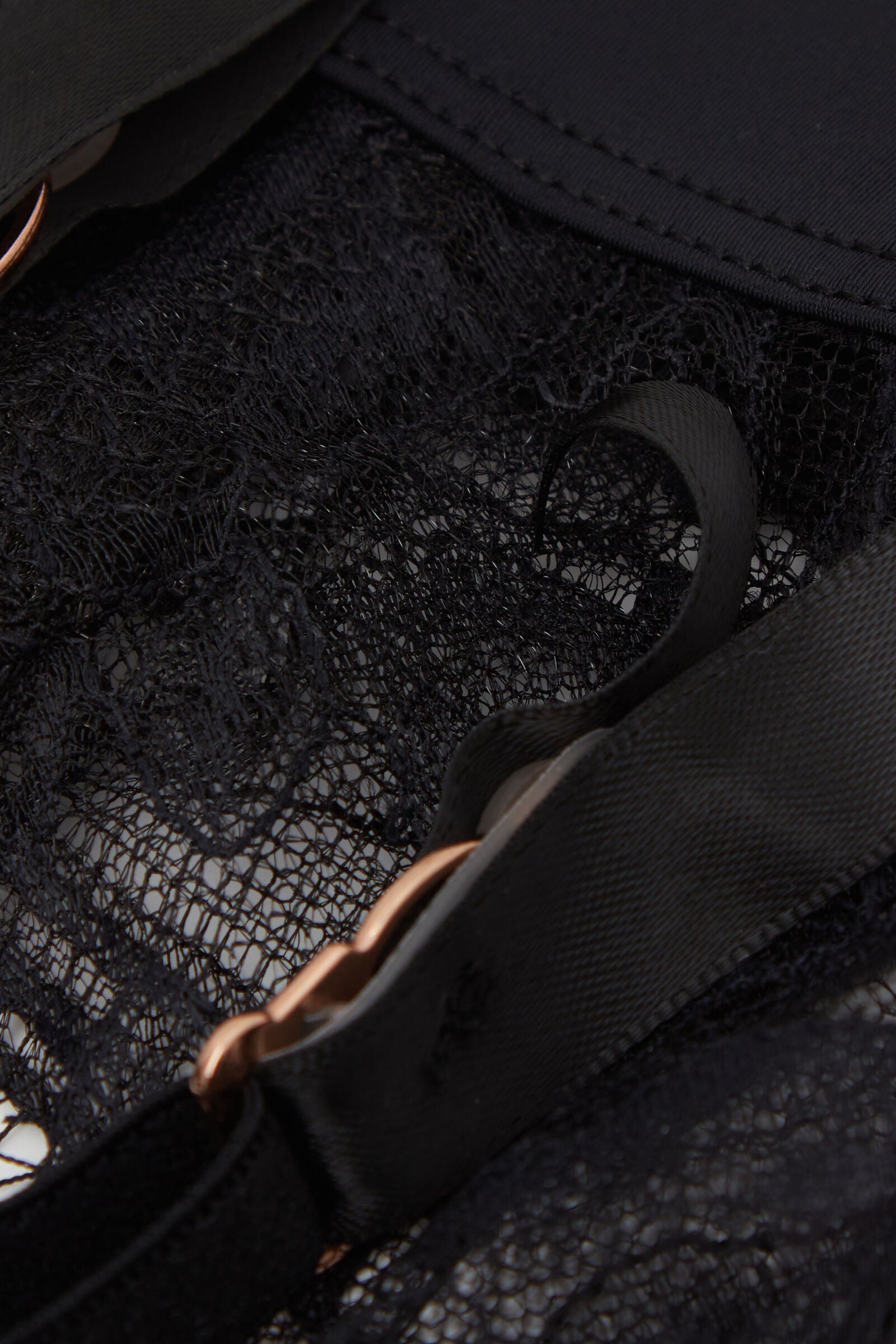 חגורת ביריות Playful Glamour