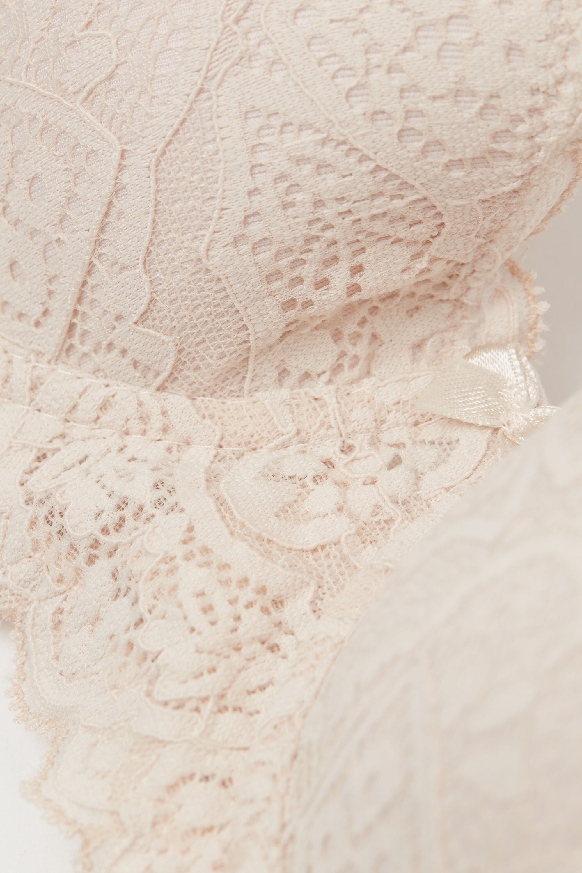 חזיית בלקונט תחרה Sofia