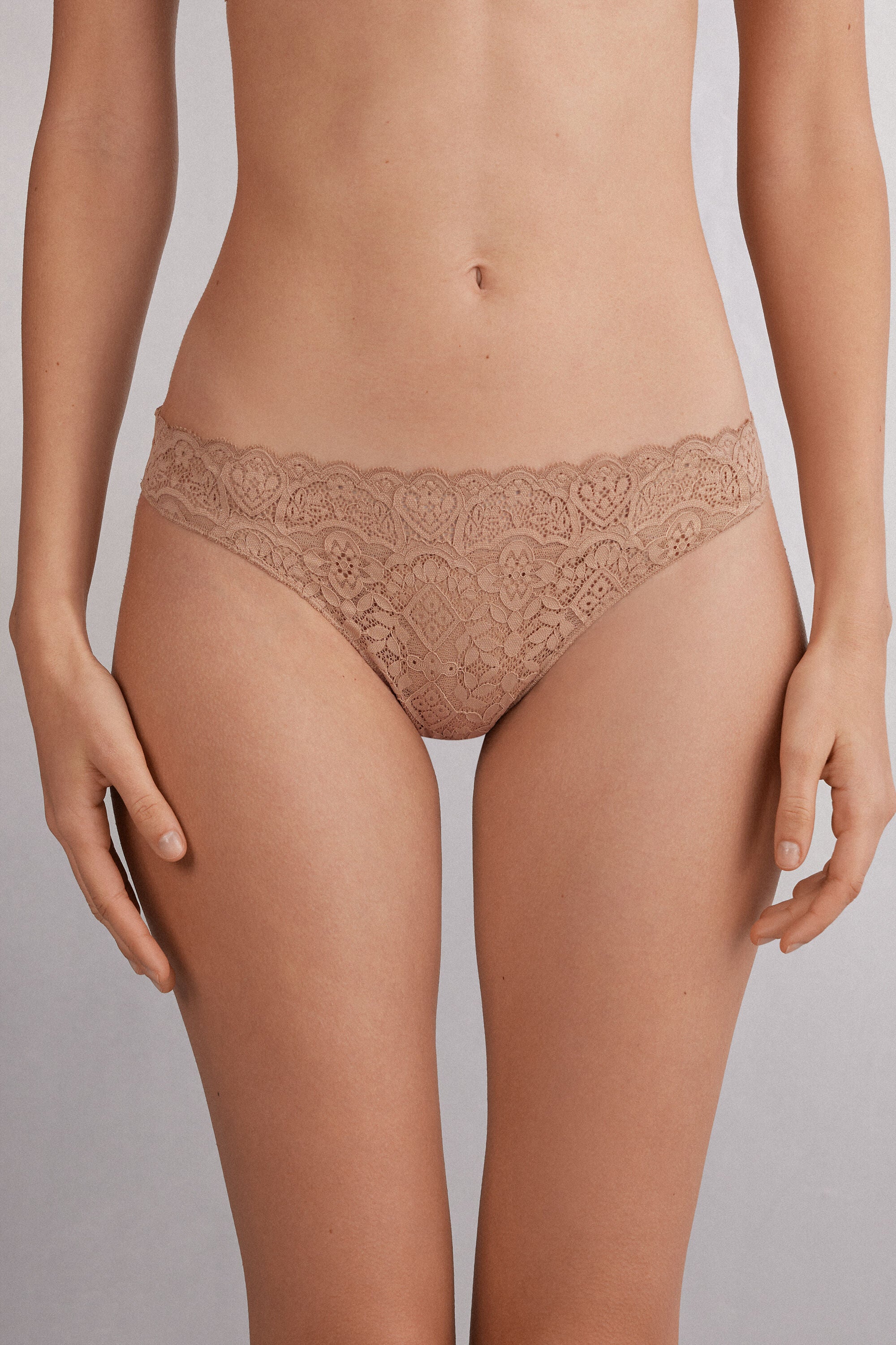 תחתוני מיקרופייבר תחרה ברזילאיים