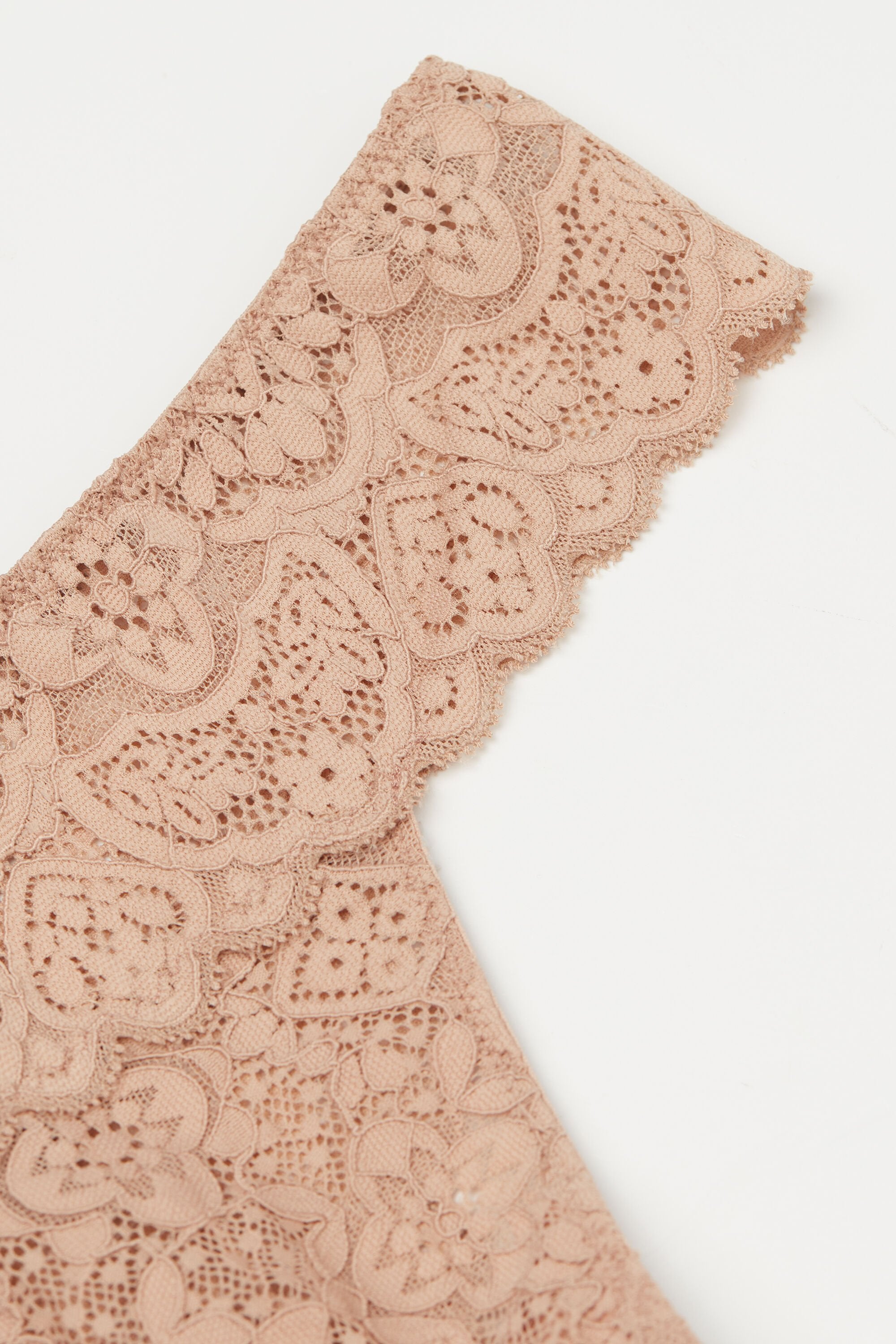 תחתוני תחרה ברזילאיים