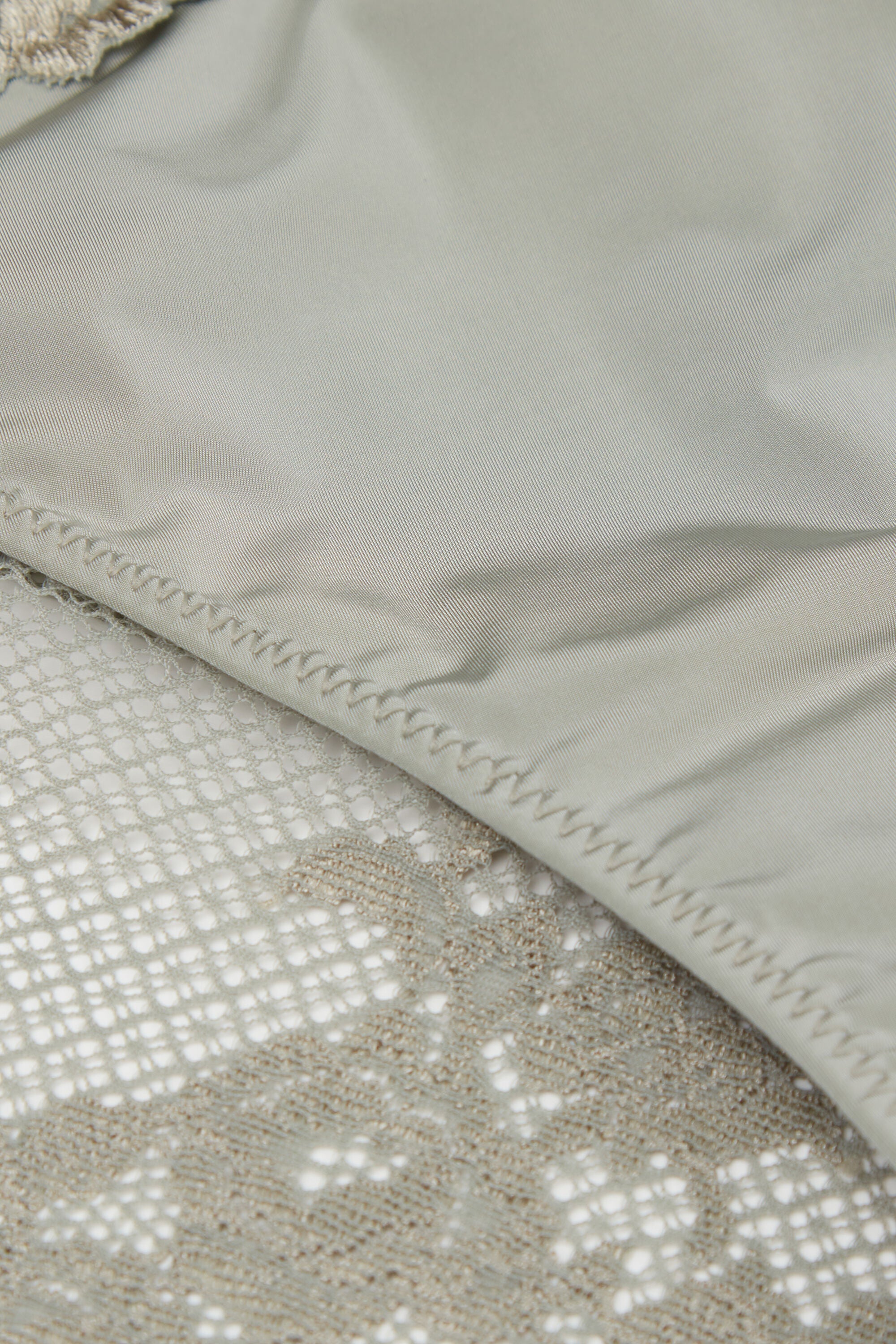 תחתונים בגזרת בייסיק Pretty Flowers