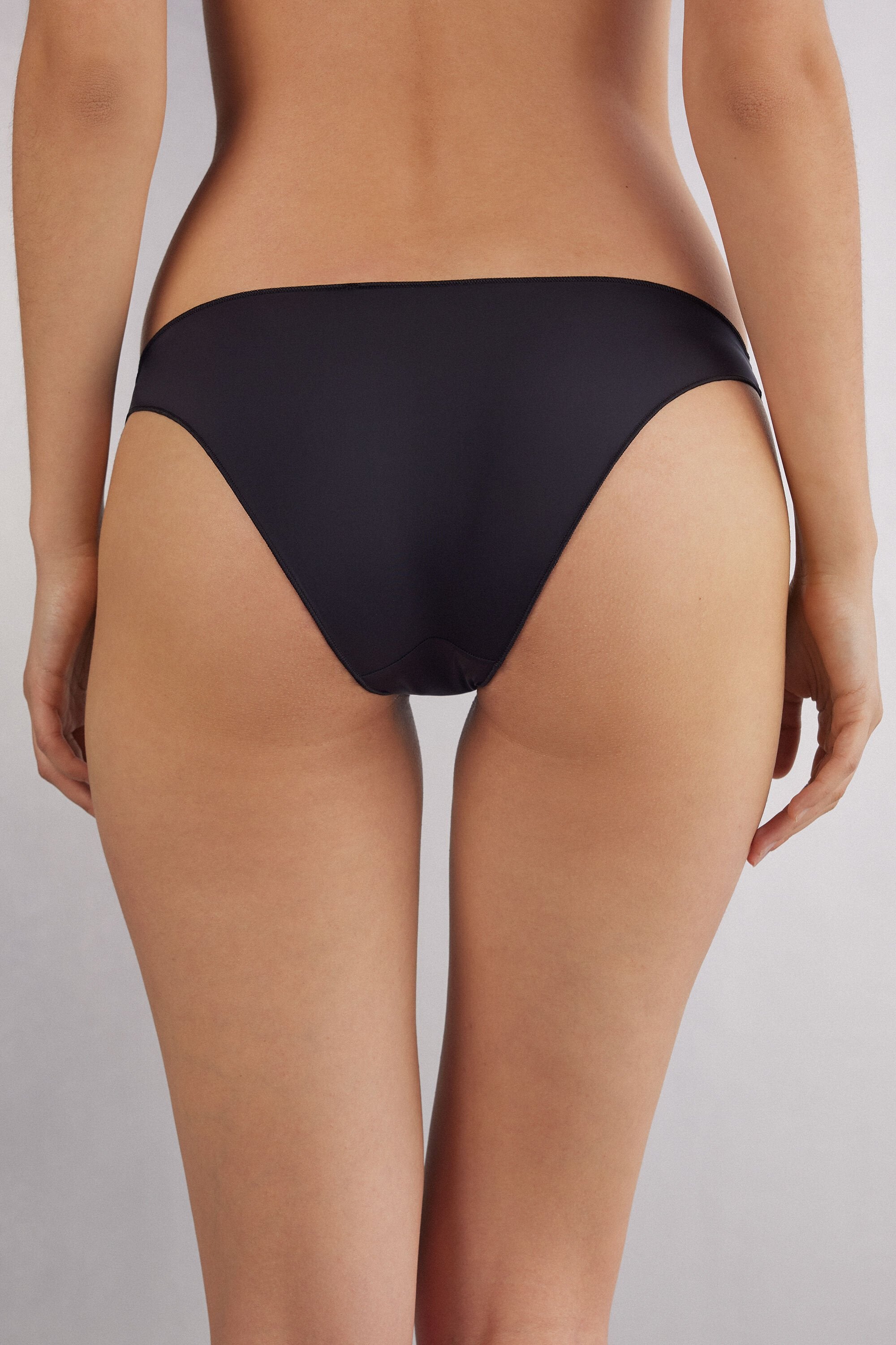 תחתונים בגזרה נמוכה Ultralight Microfibre