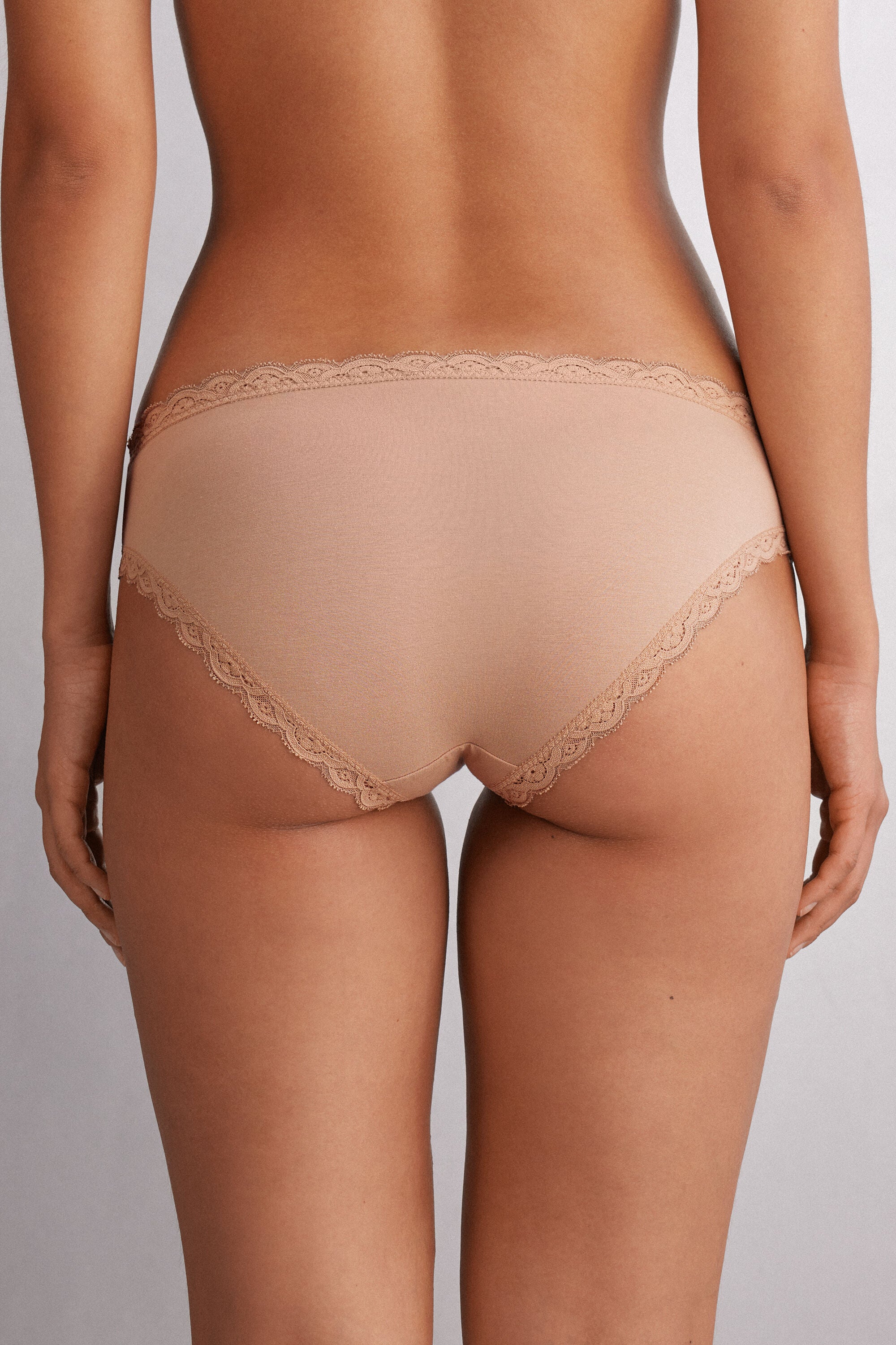 תחתוני כותנה ותחרה