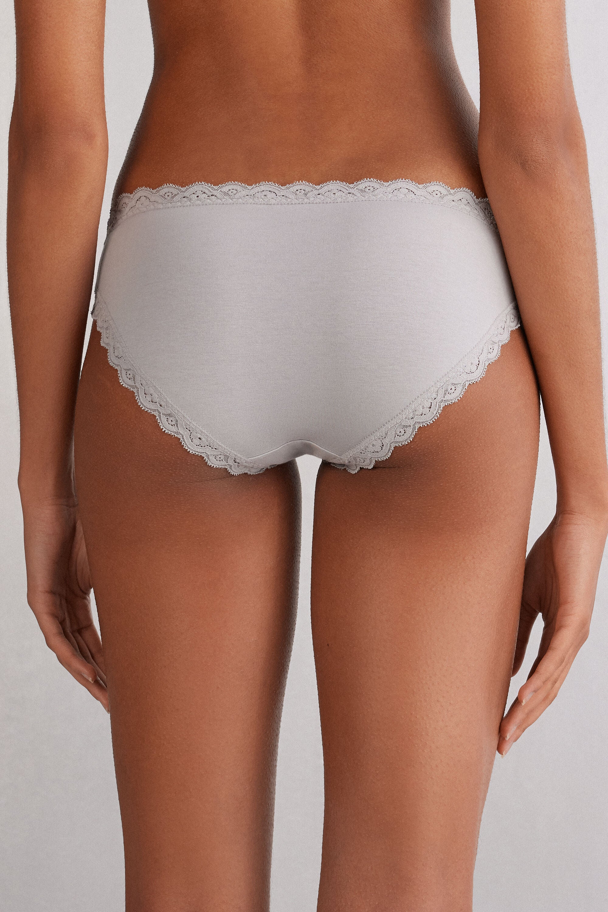 תחתוני כותנה ותחרה