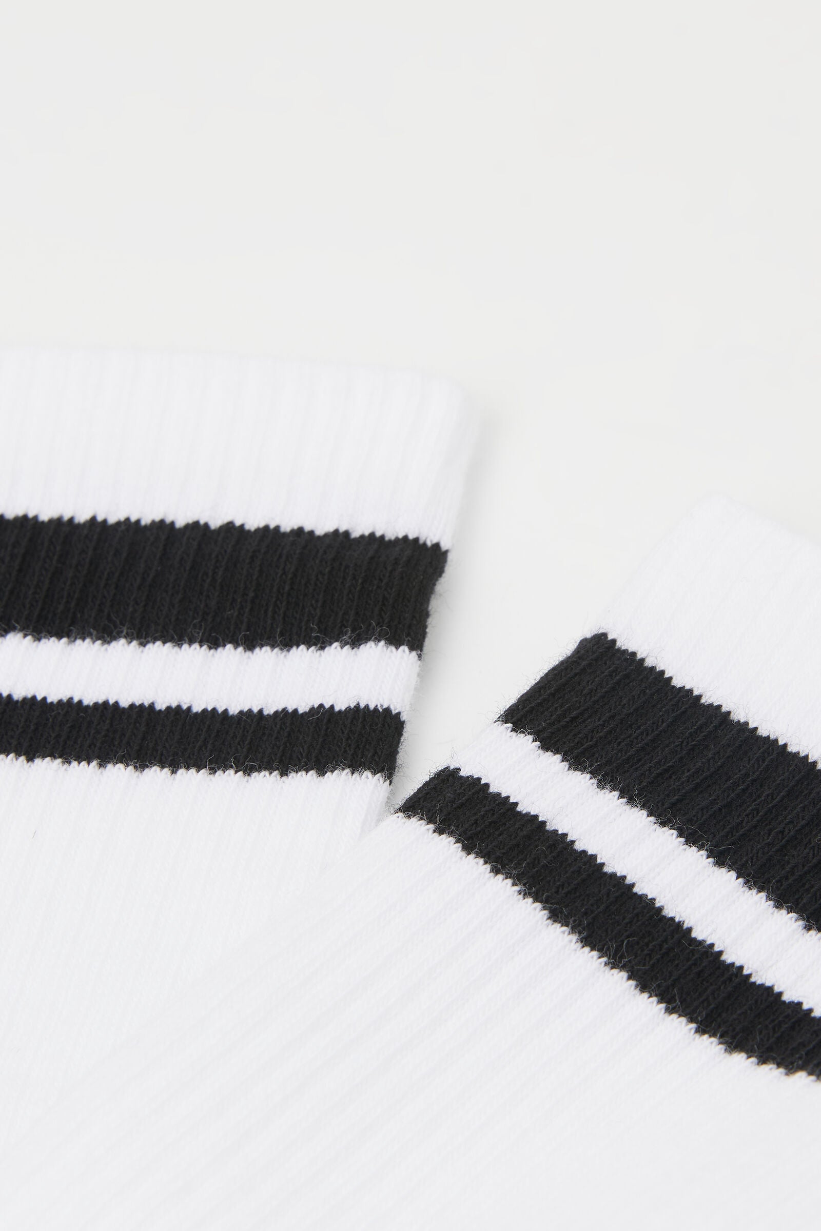 גרביים עם טקסטורה לגברים