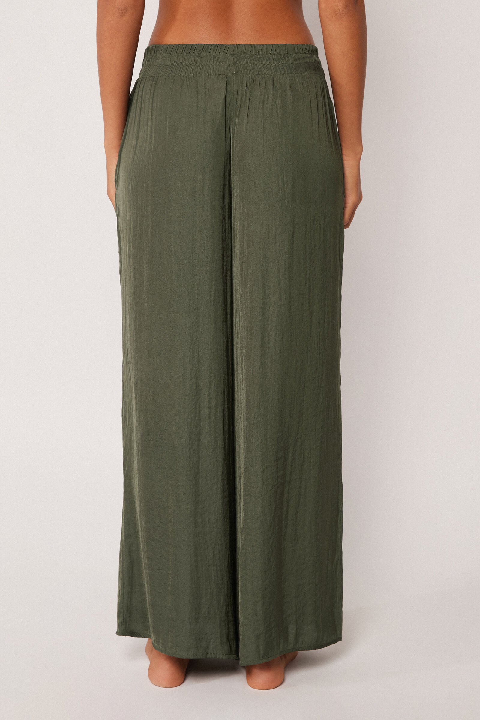 מכנסיים רחבים Shiny