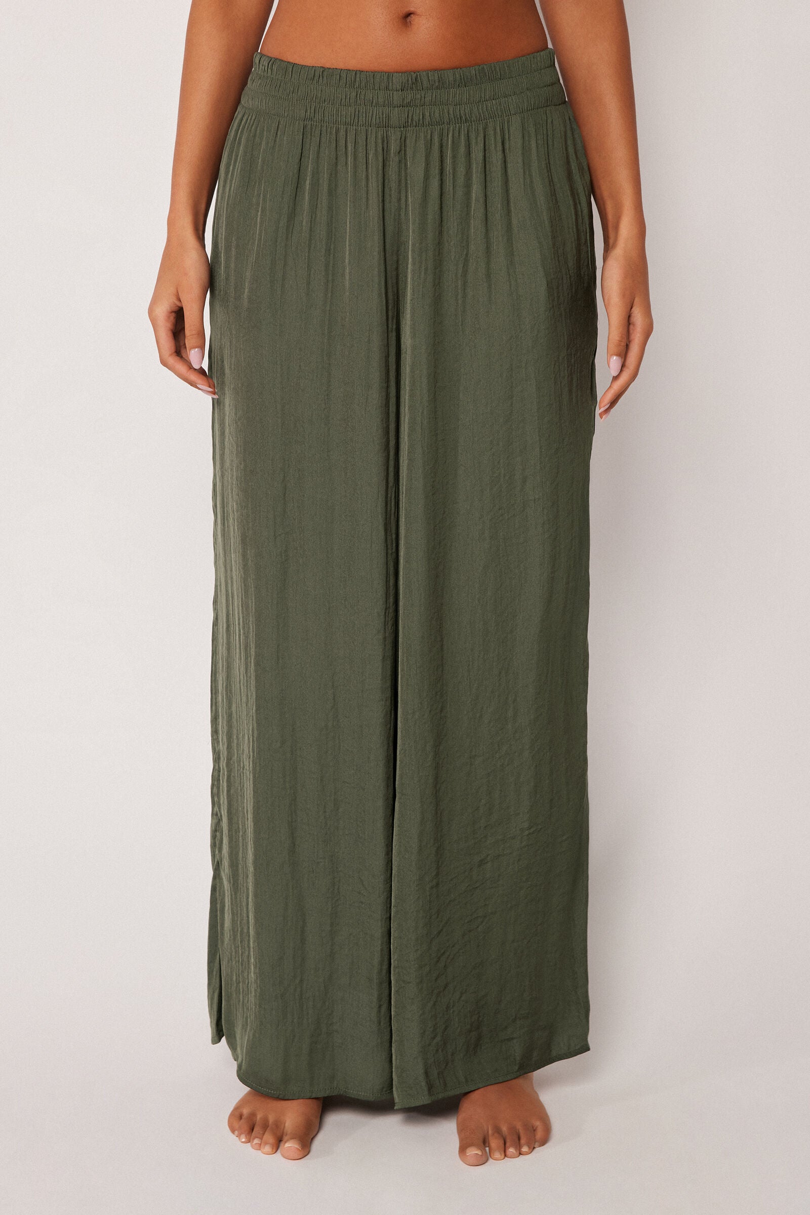 מכנסיים רחבים Shiny