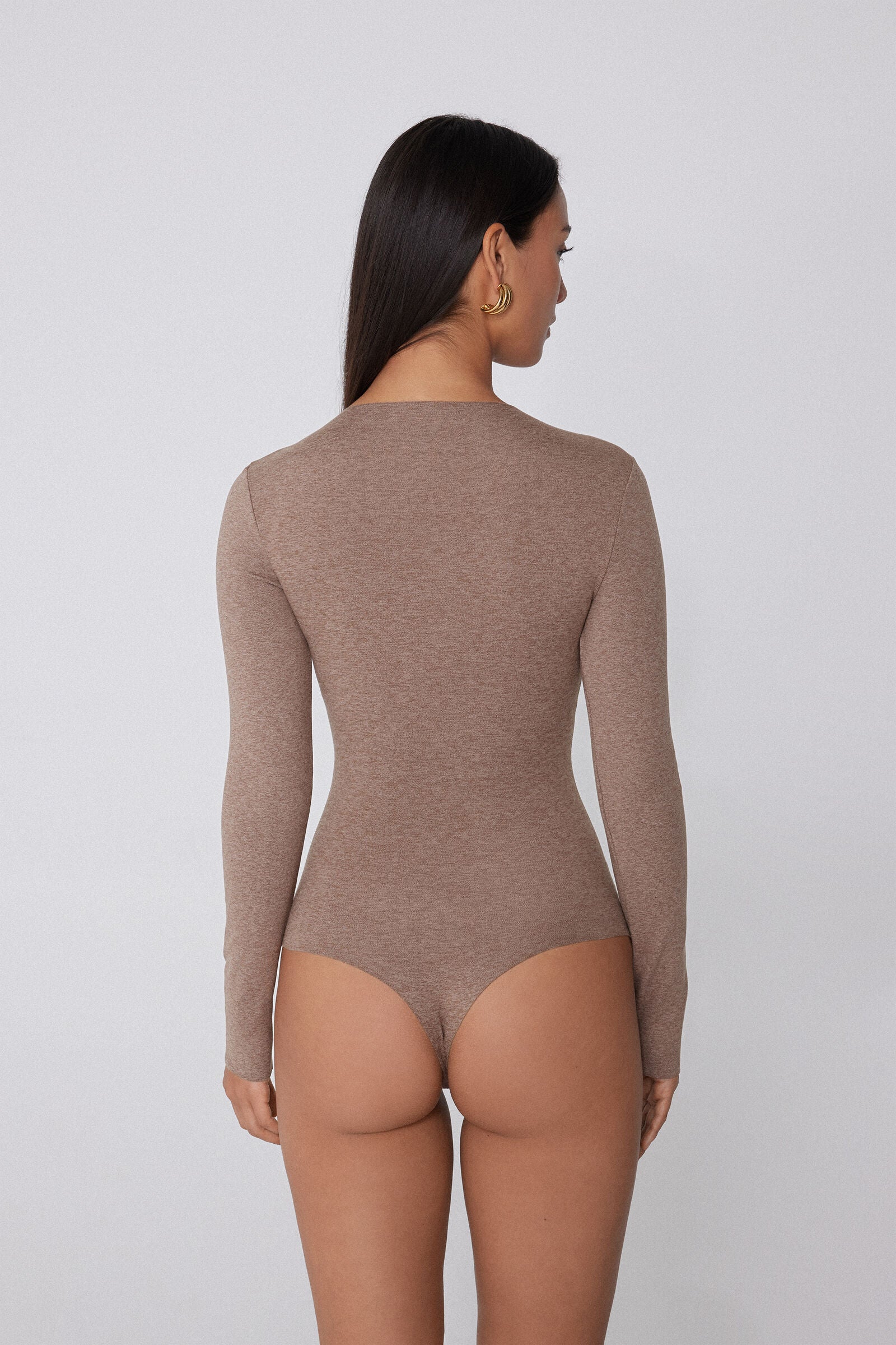 חולצה תרמית Invisible עם מפתח עגול