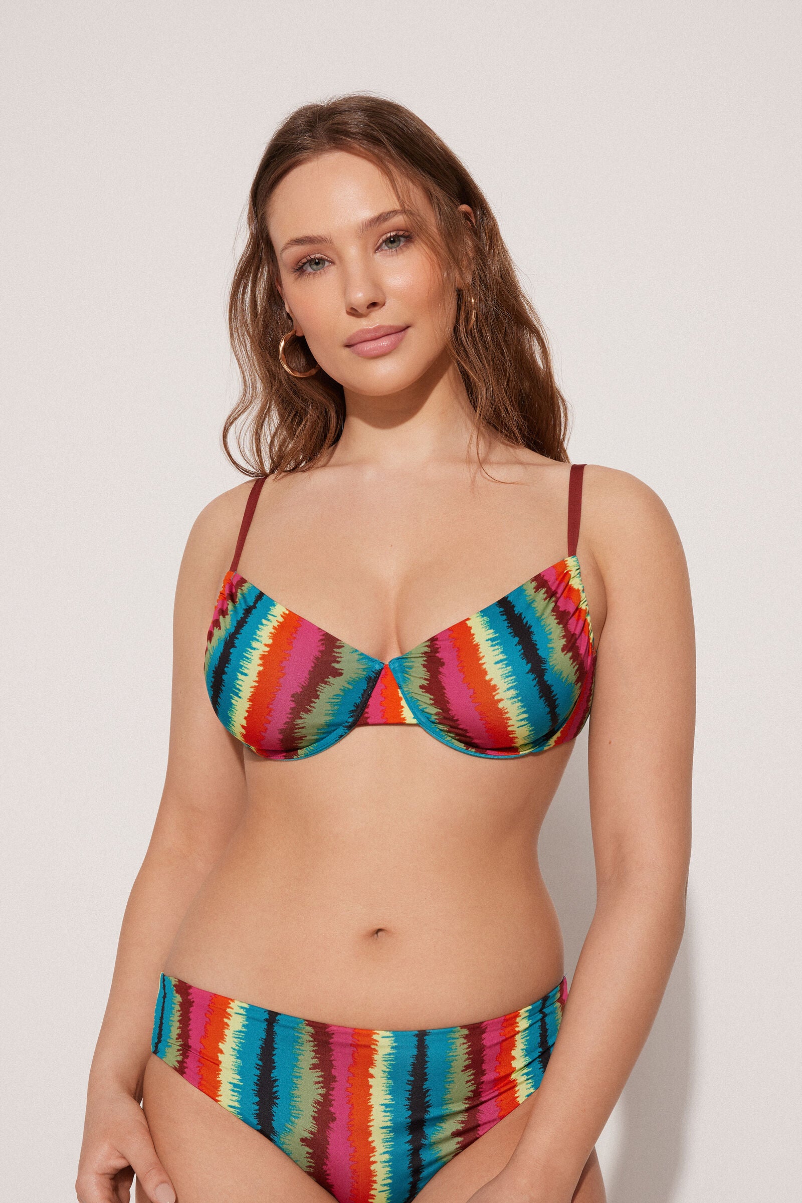 טופ ביקיני בלקונט Vibrant Stripes