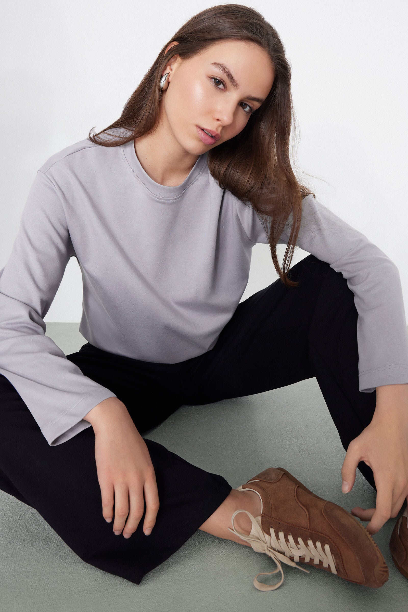 טי שירט כותנה עם מפתח עגול