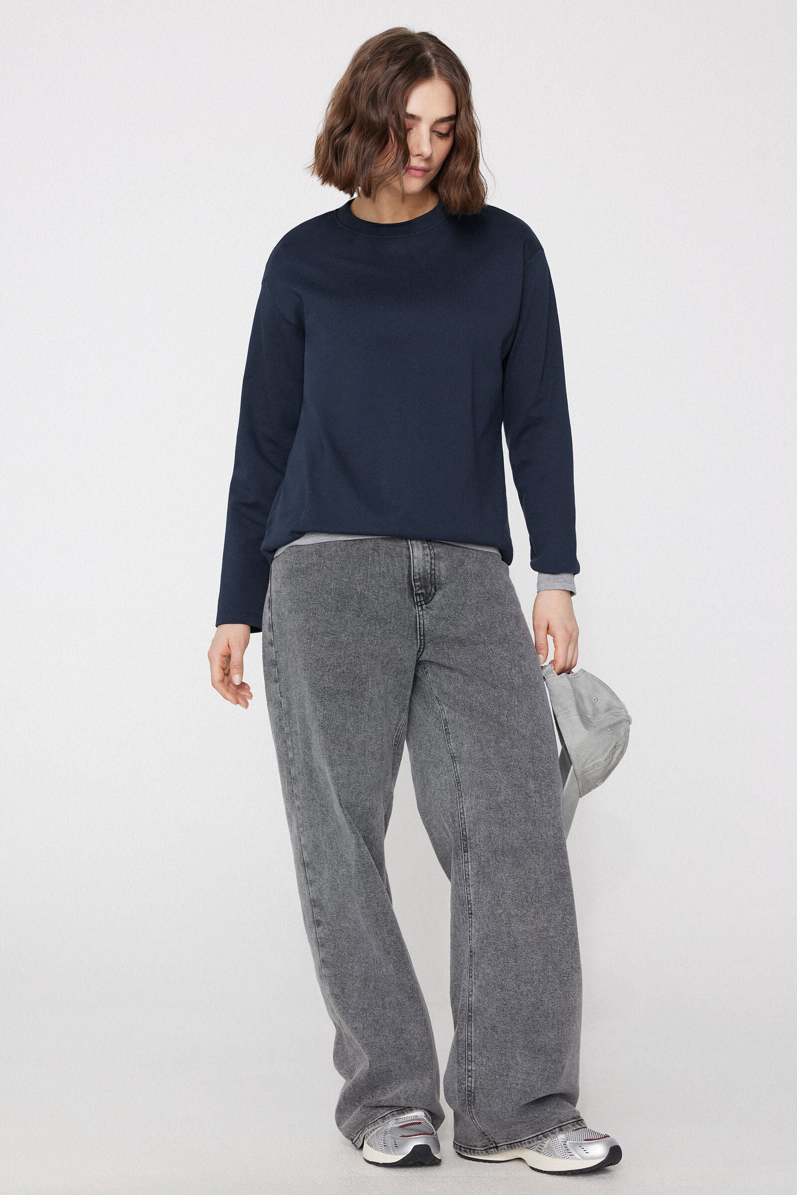 טי שירט כותנה עם מפתח עגול