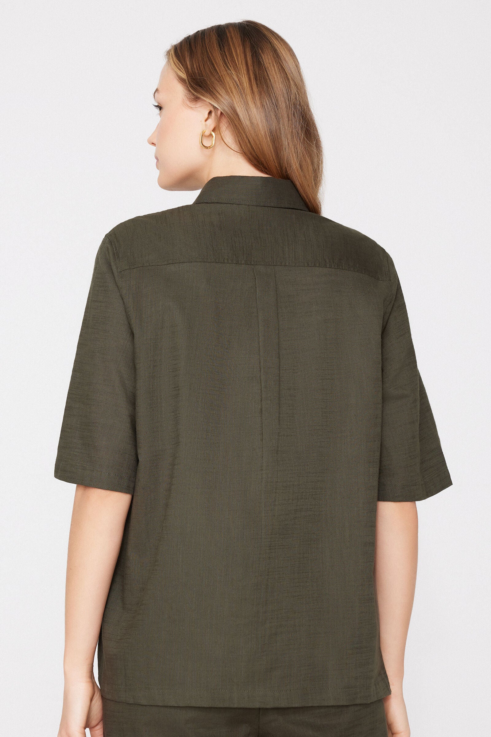 חולצה מכופתרת קצרה 100% Cotton