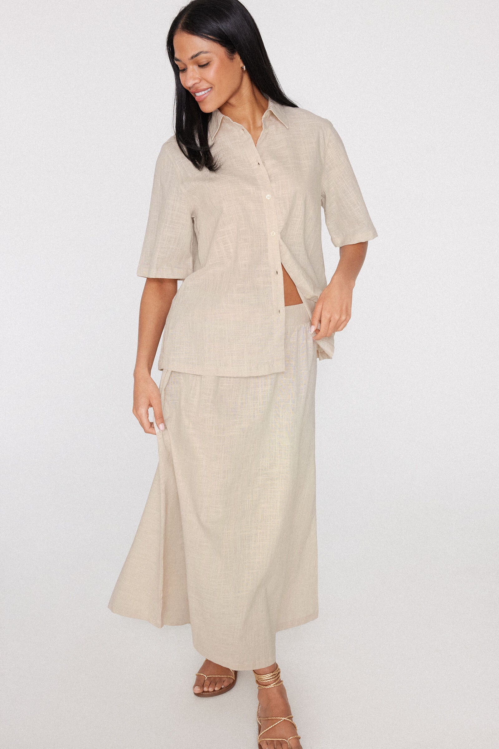 חולצה מכופתרת קצרה 100% Cotton