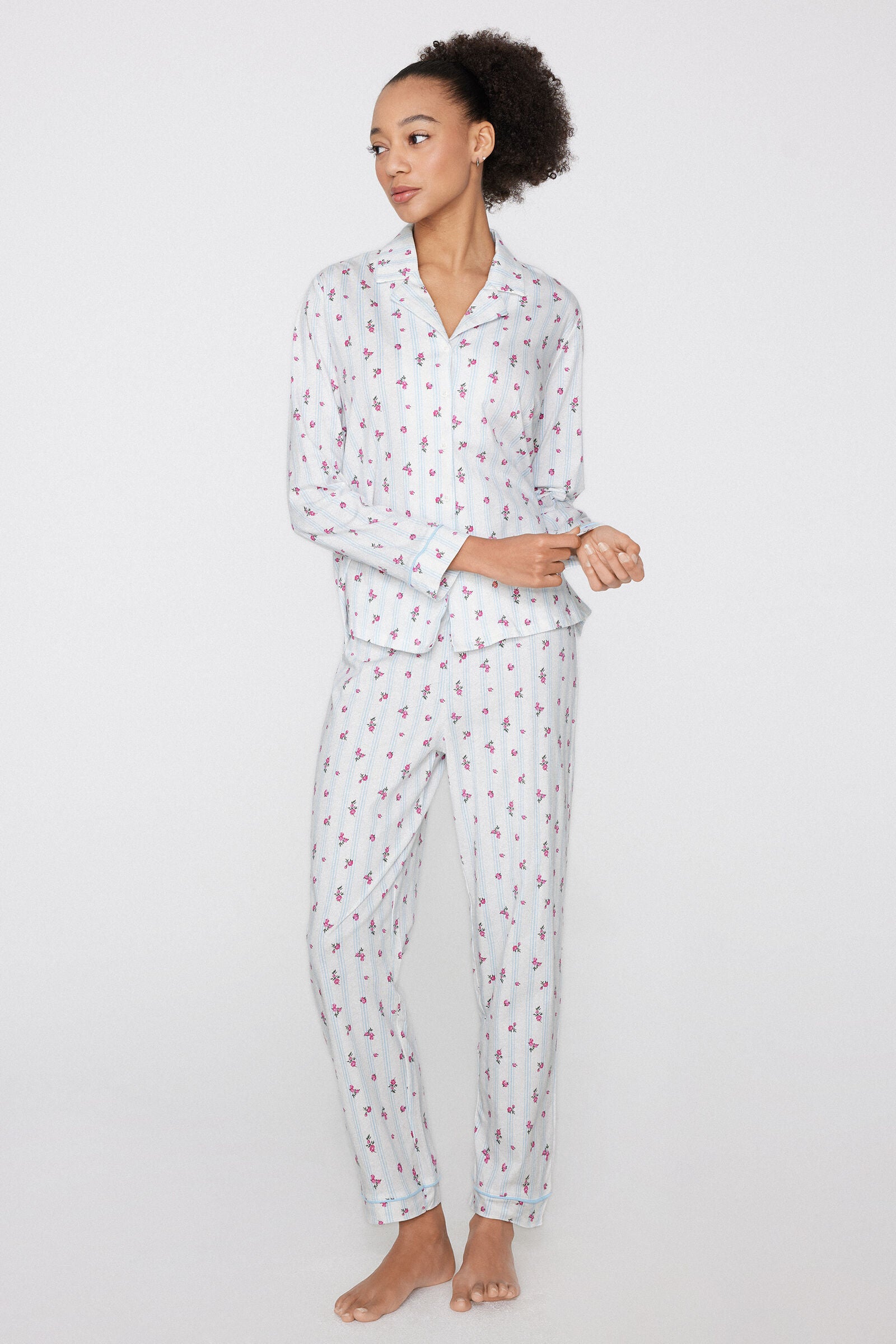 סט פיג'מה מבד כותנה בהדפס פרחים