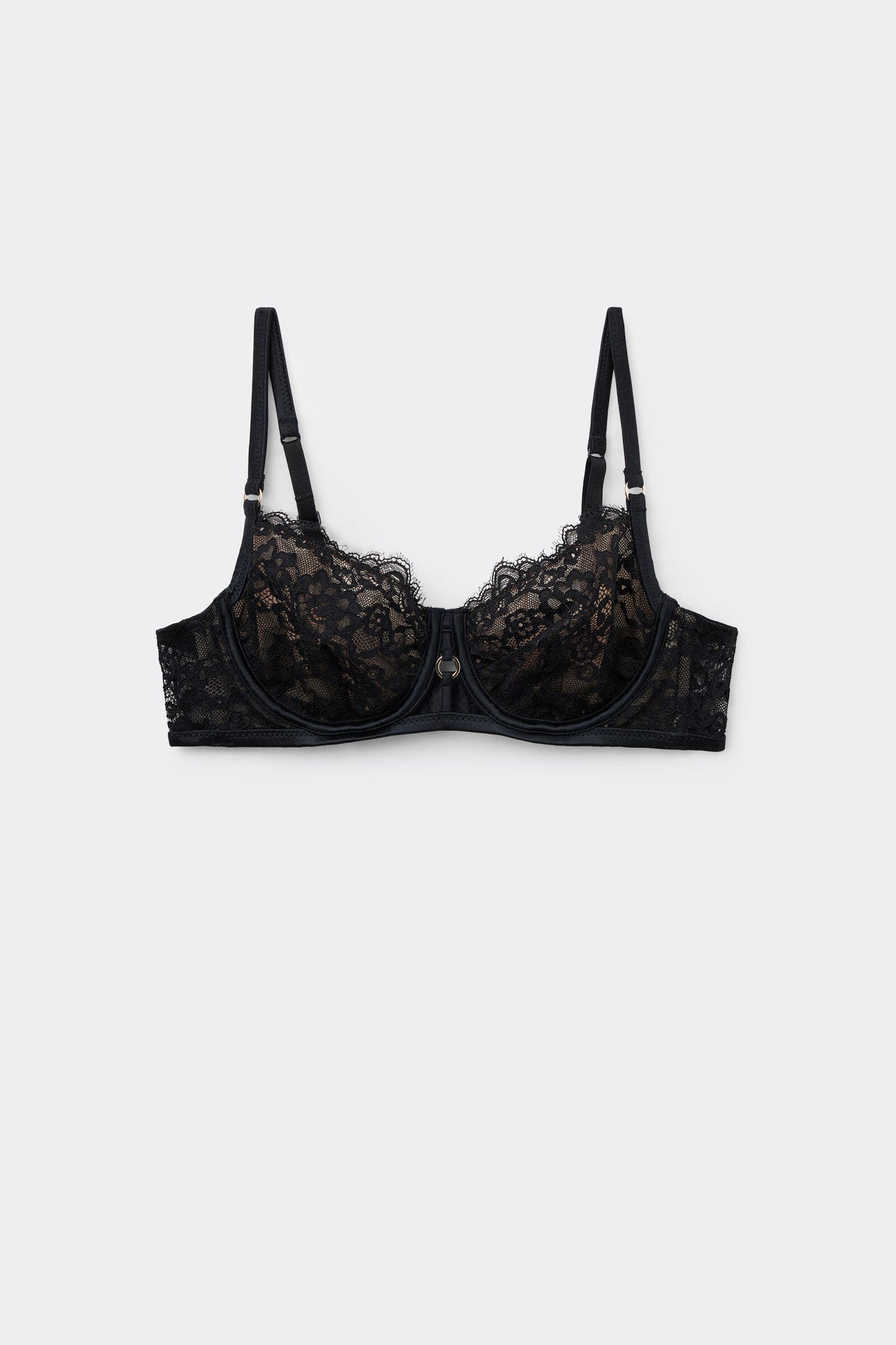 חזיית בלקונט Paris Essential Details