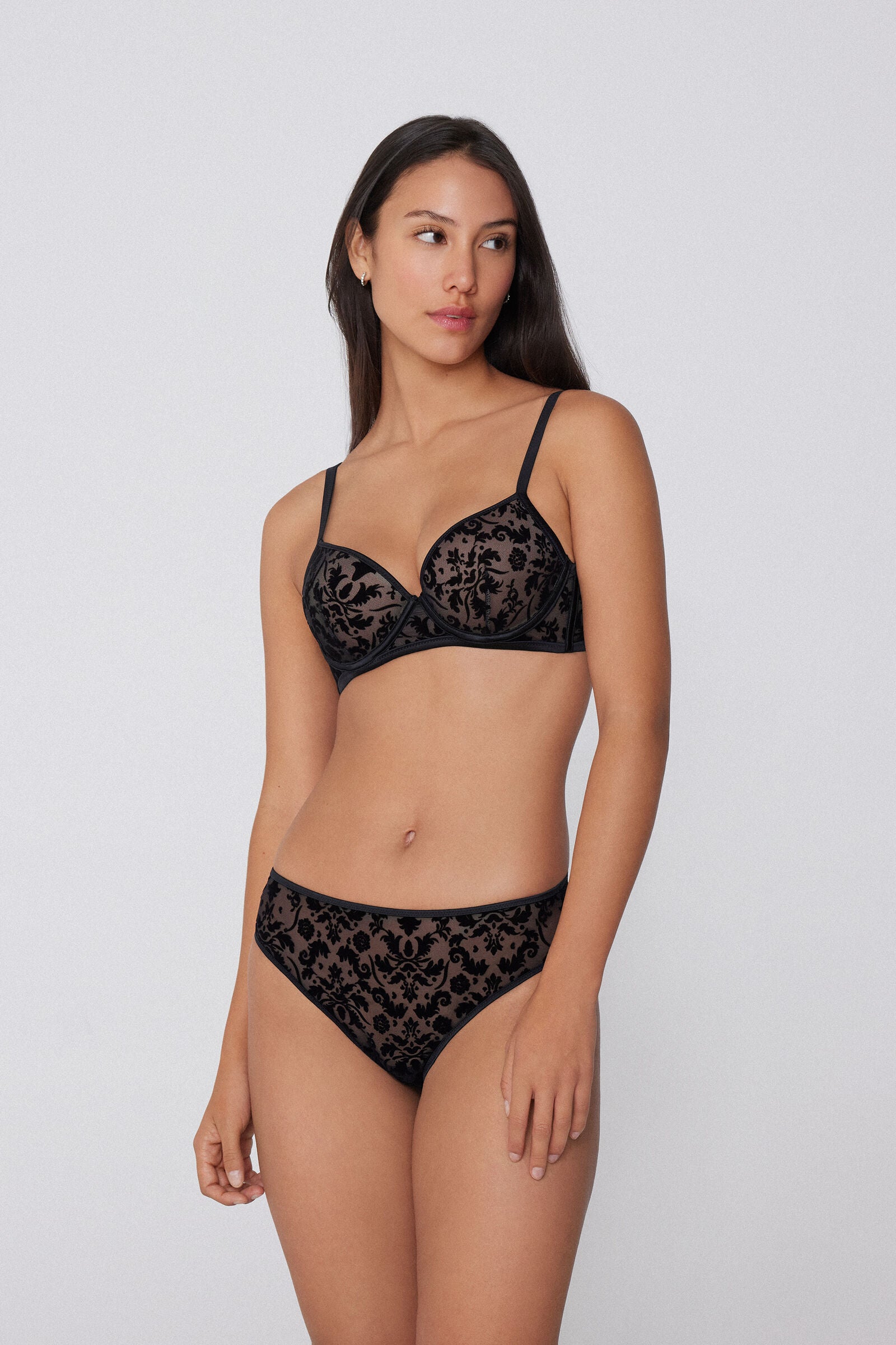 חזיית פוש אפ Berlin Velvet Noir