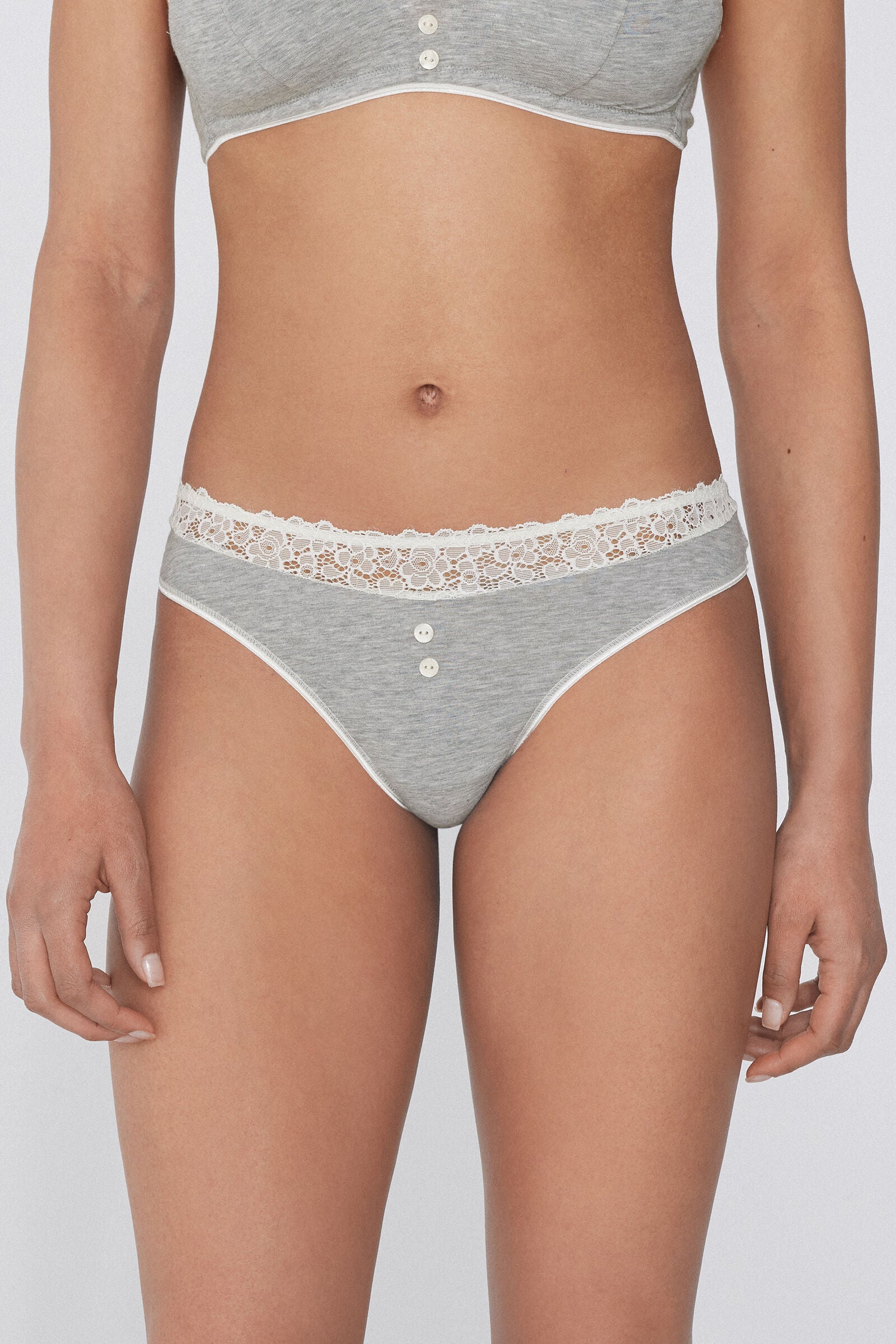 תחתונים ברזילאיים Delicate Touch