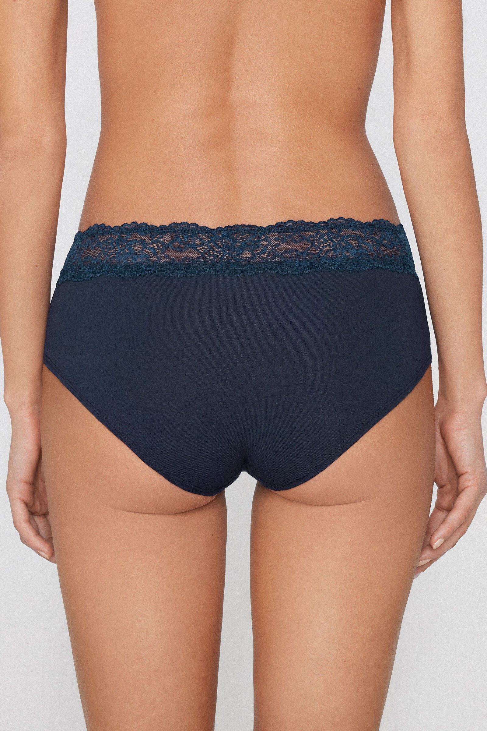 תחתוני כותנה צרפתיים בסיומת תחרה