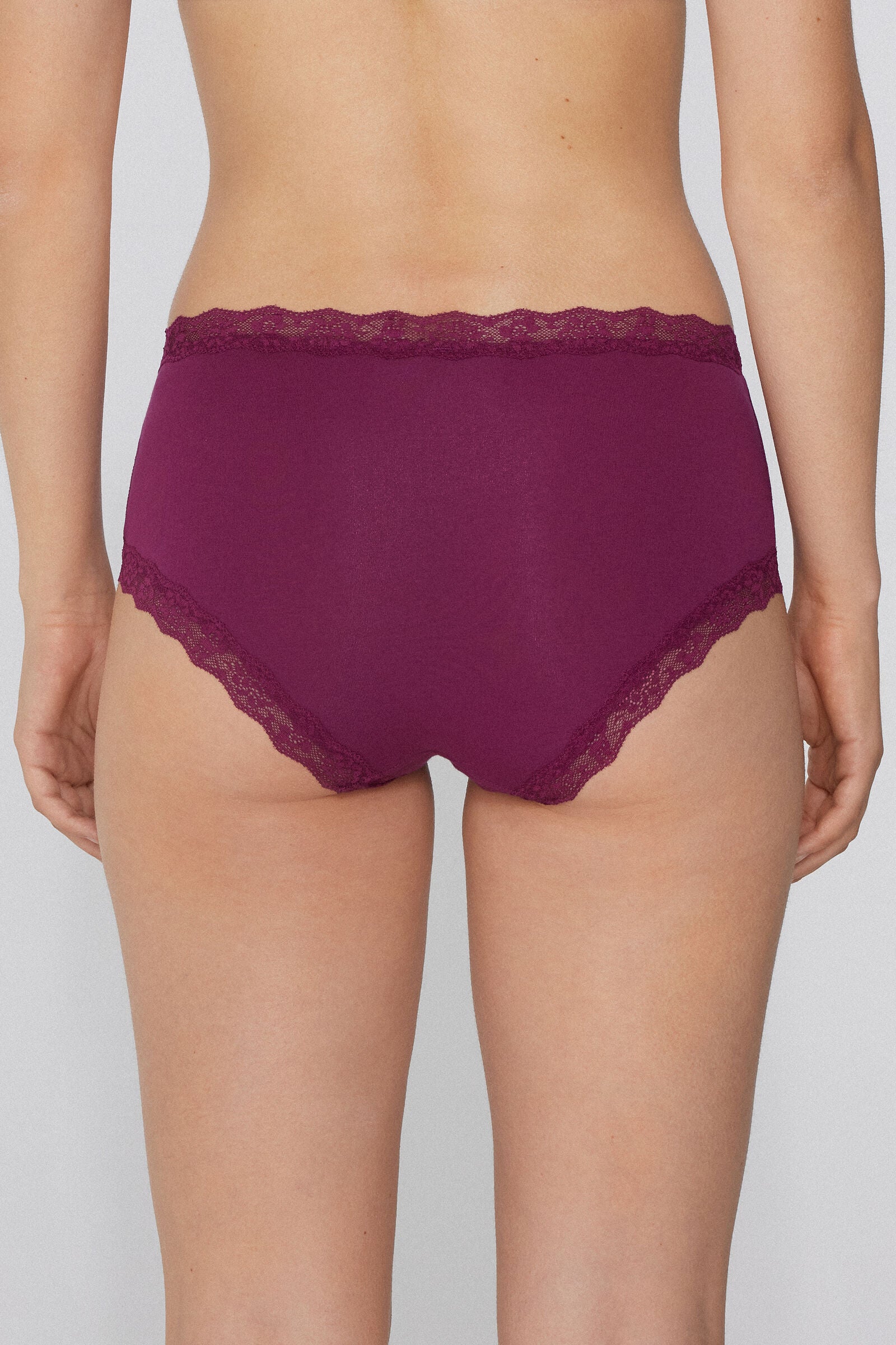 תחתונים High-Waist