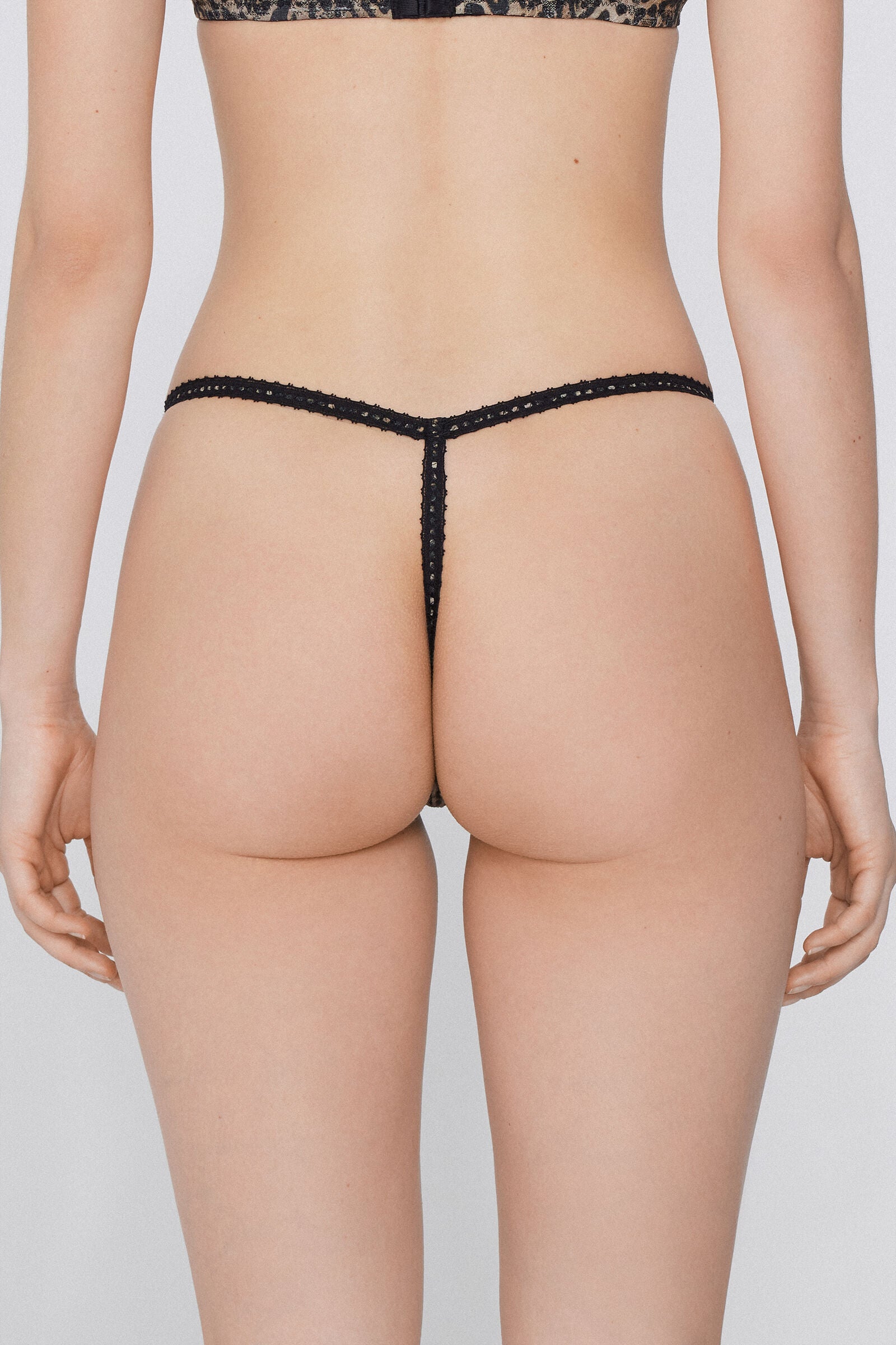 תחתוני חוטיני Iconic Leopard