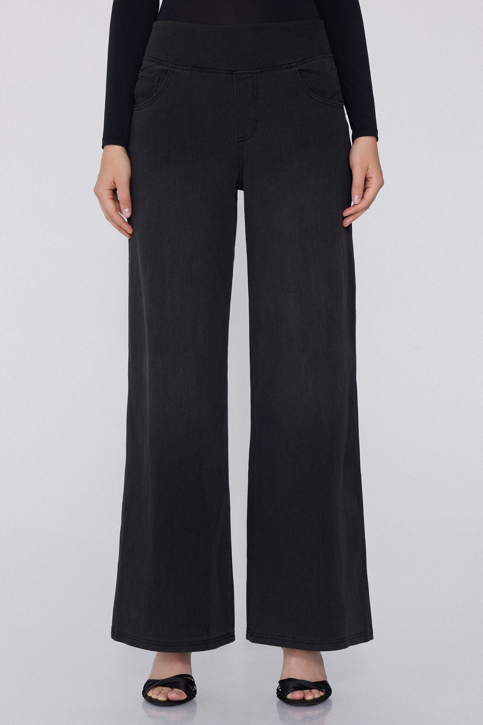 ג'ינס WIDE LEG Soft Flex