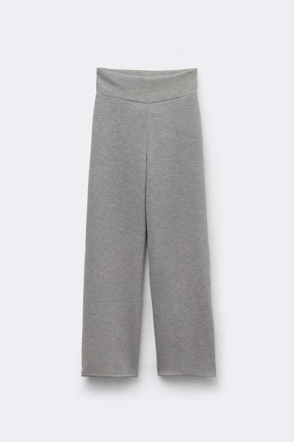 מכנסיים בגזרה רחבה Soft Touch