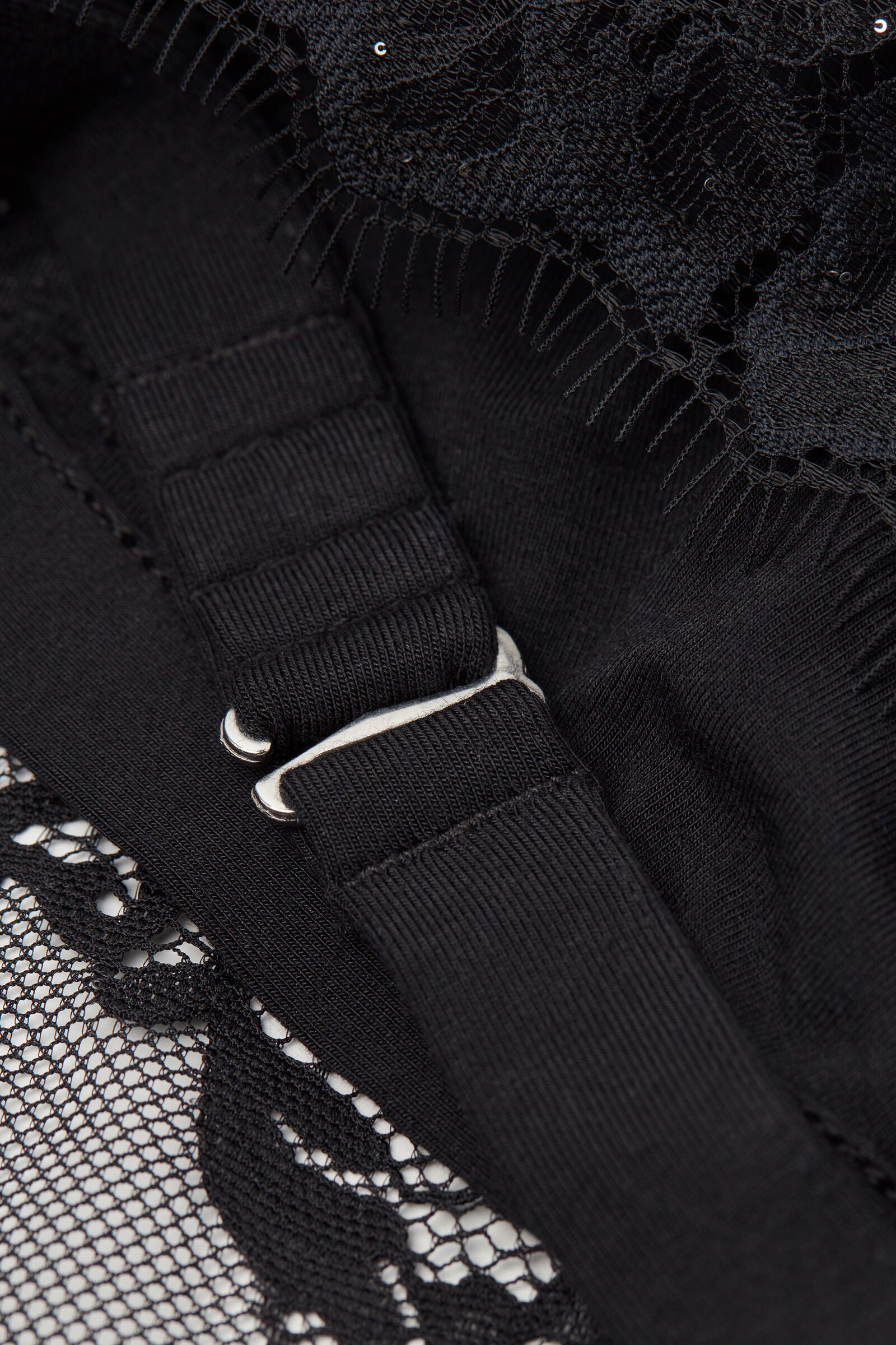 בגד גוף תחרה ארוך Glimmer of Pleasure