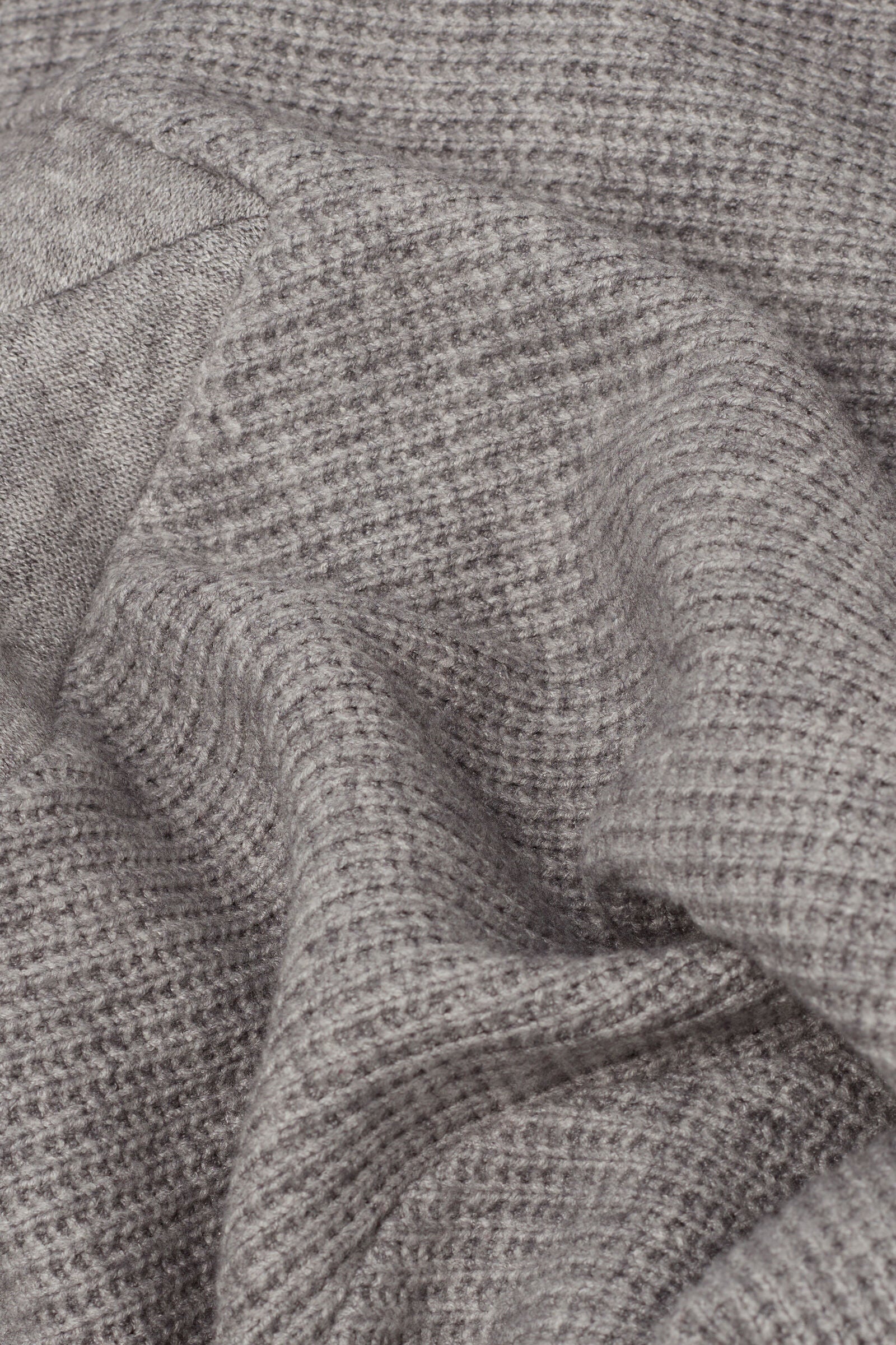 סריג וי Soft Tricot