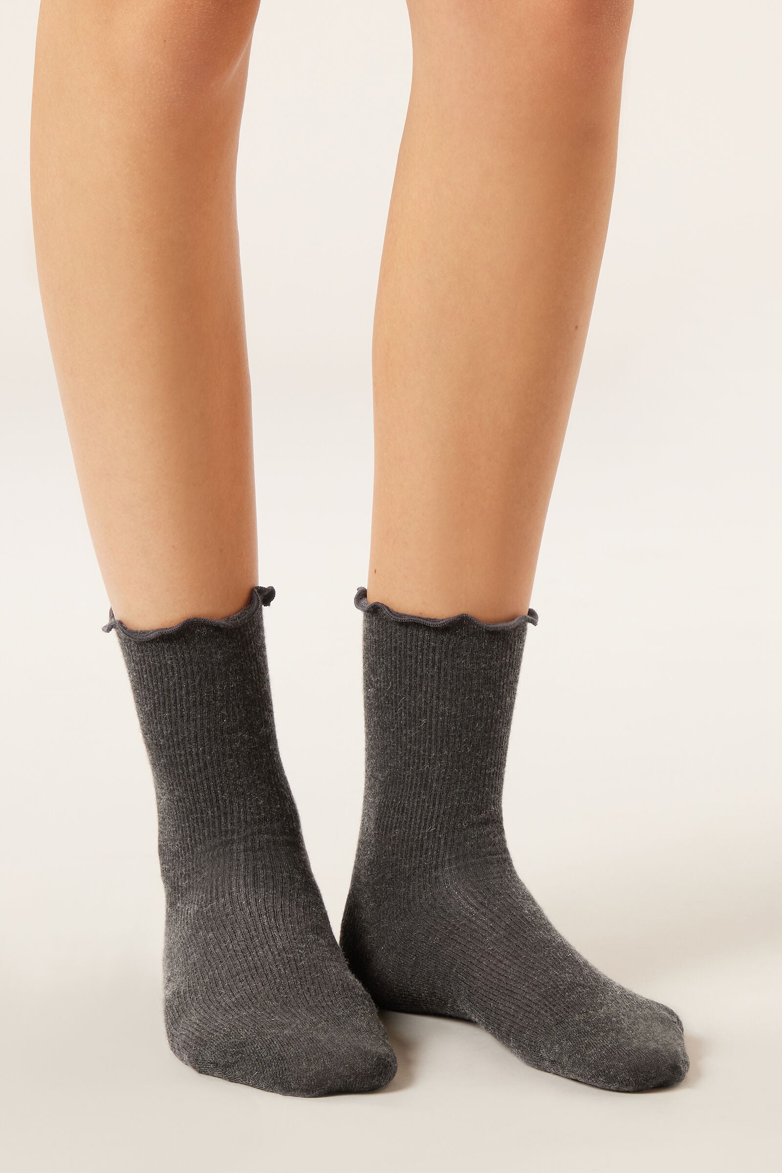 גרבי קשמיר רומנטיות