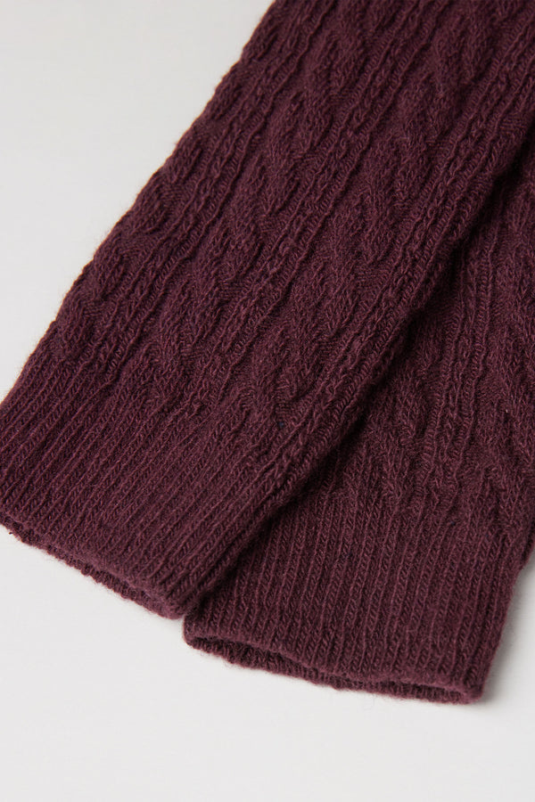 גרבי קשמיר Cable-Patterned