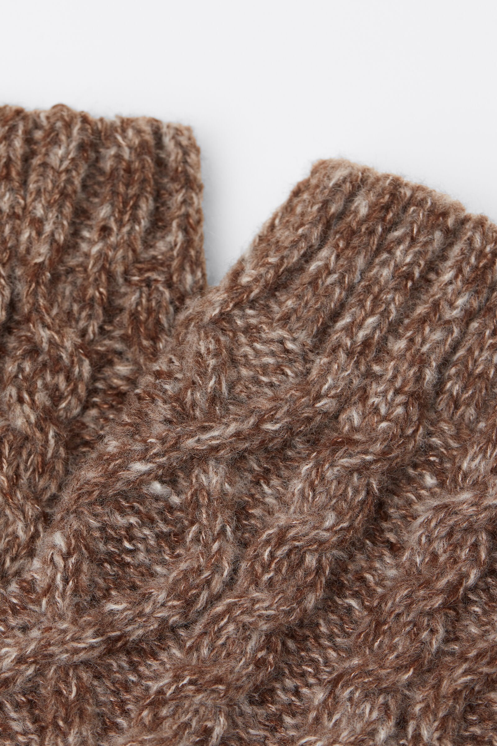 גרבי צמות עבות