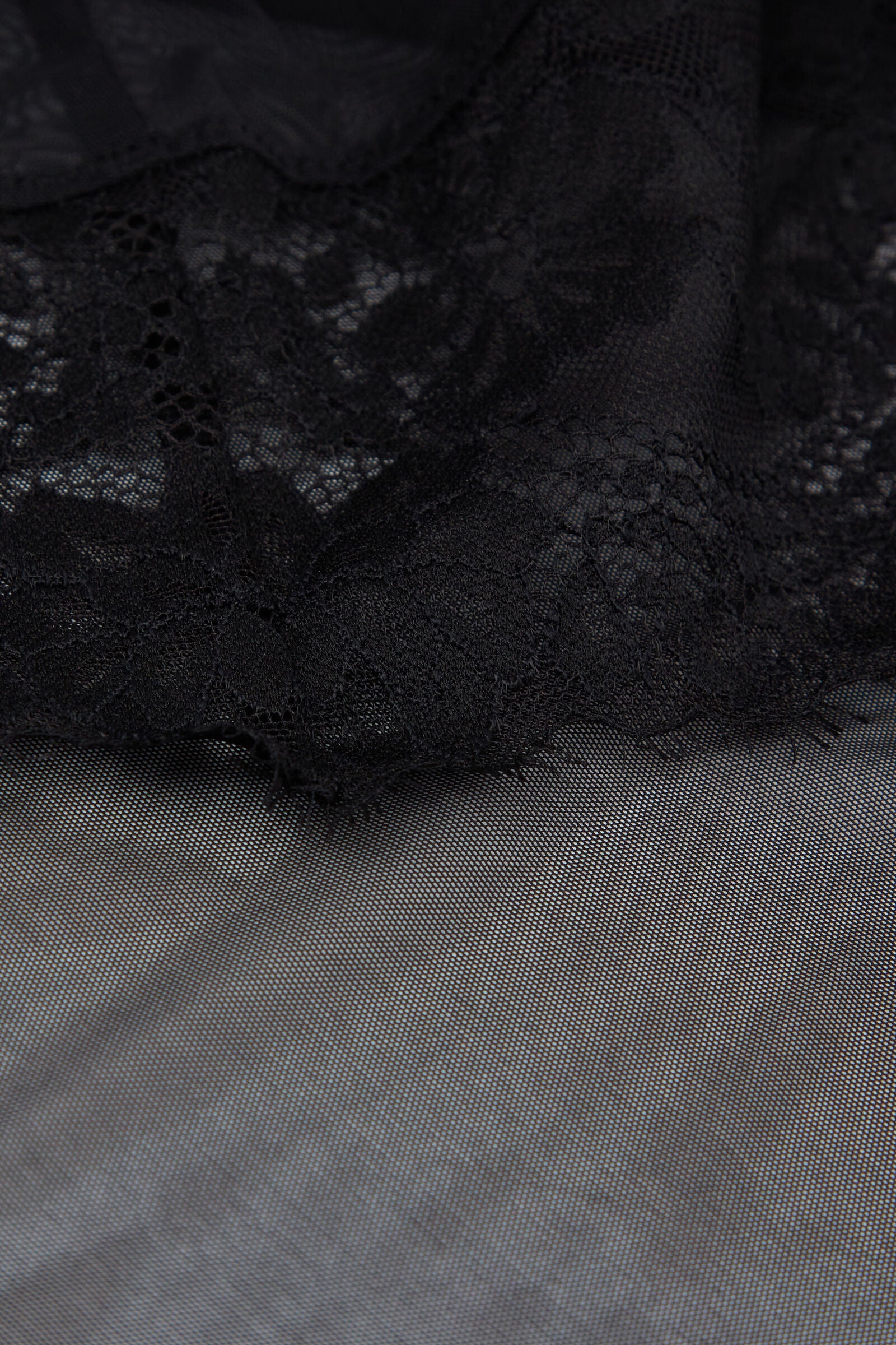 שמלת מיני טול ותחרה Sheer Glamour
