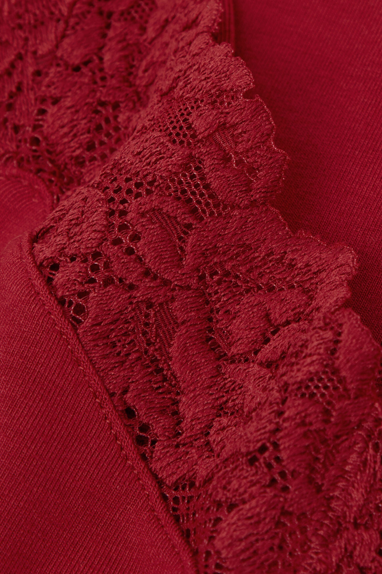 גופיית מודל בשילוב תחרה Pretty Flowers