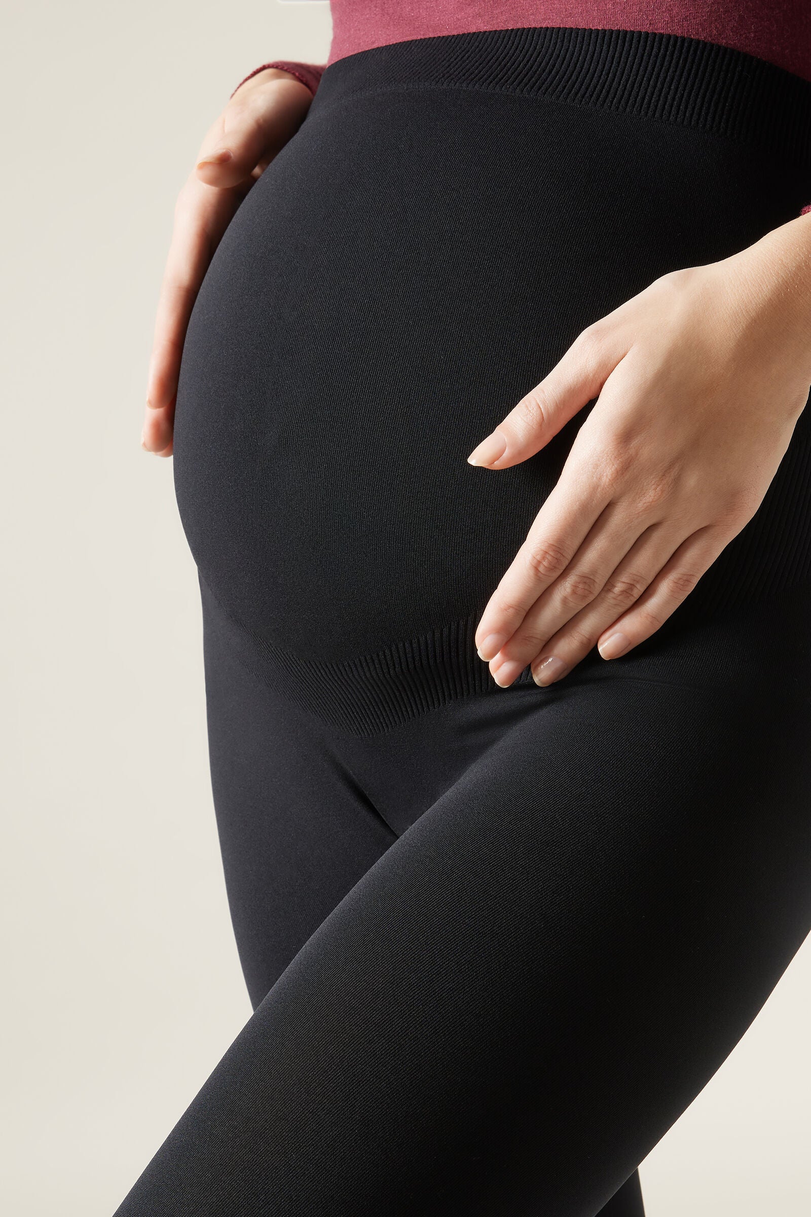 מכנסי טייץ אטומים להריון