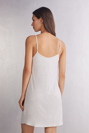 שמלת מיני Chic Comfort