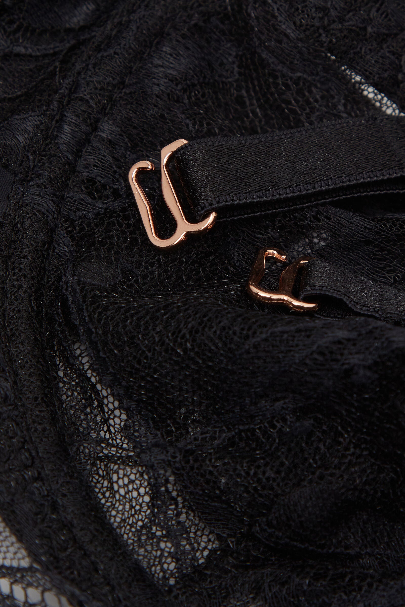 חזיית סטרפלס בלקונט Playful Glamour