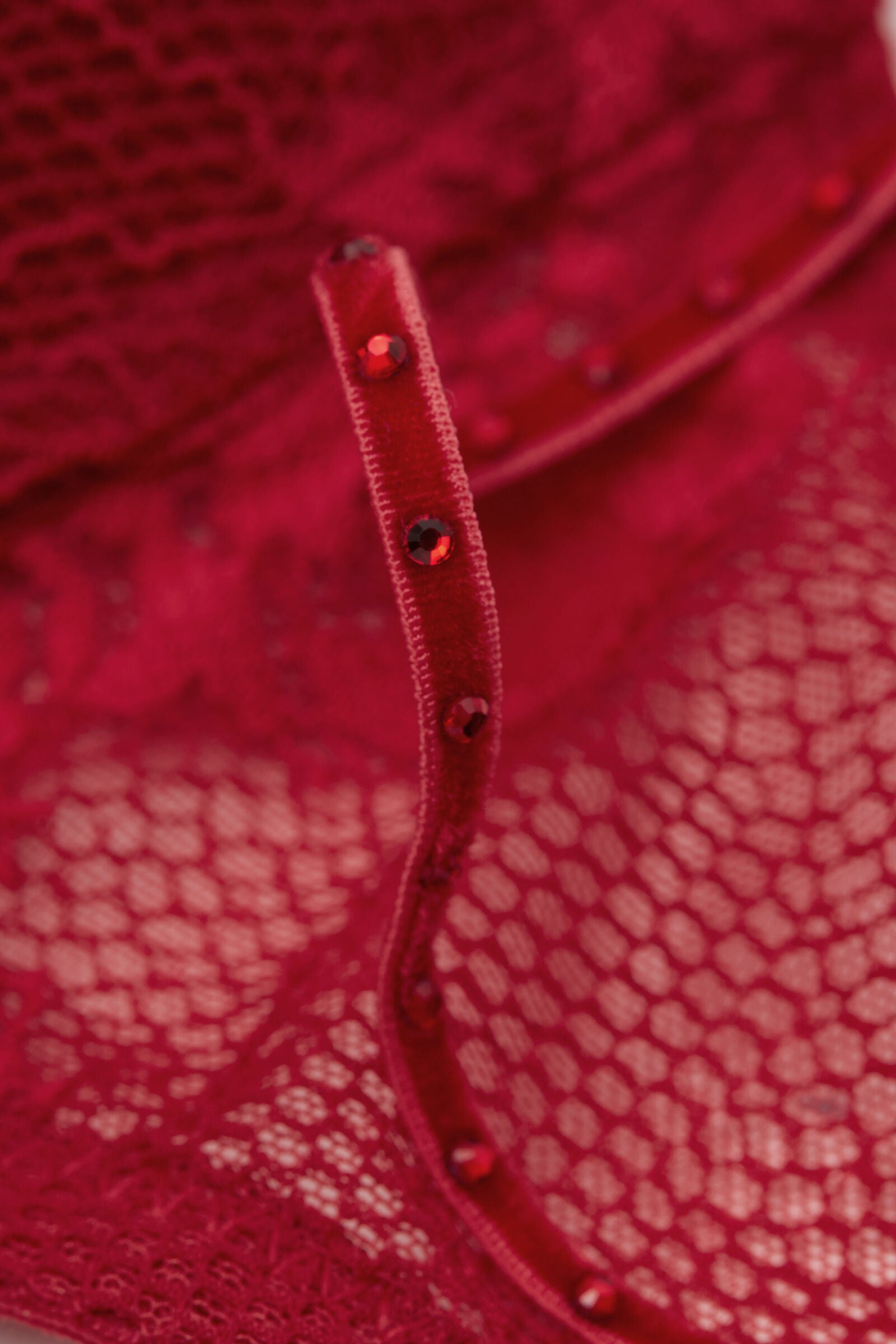 חזיית סופר פוש אפ THE WOMAN FATAL Simona